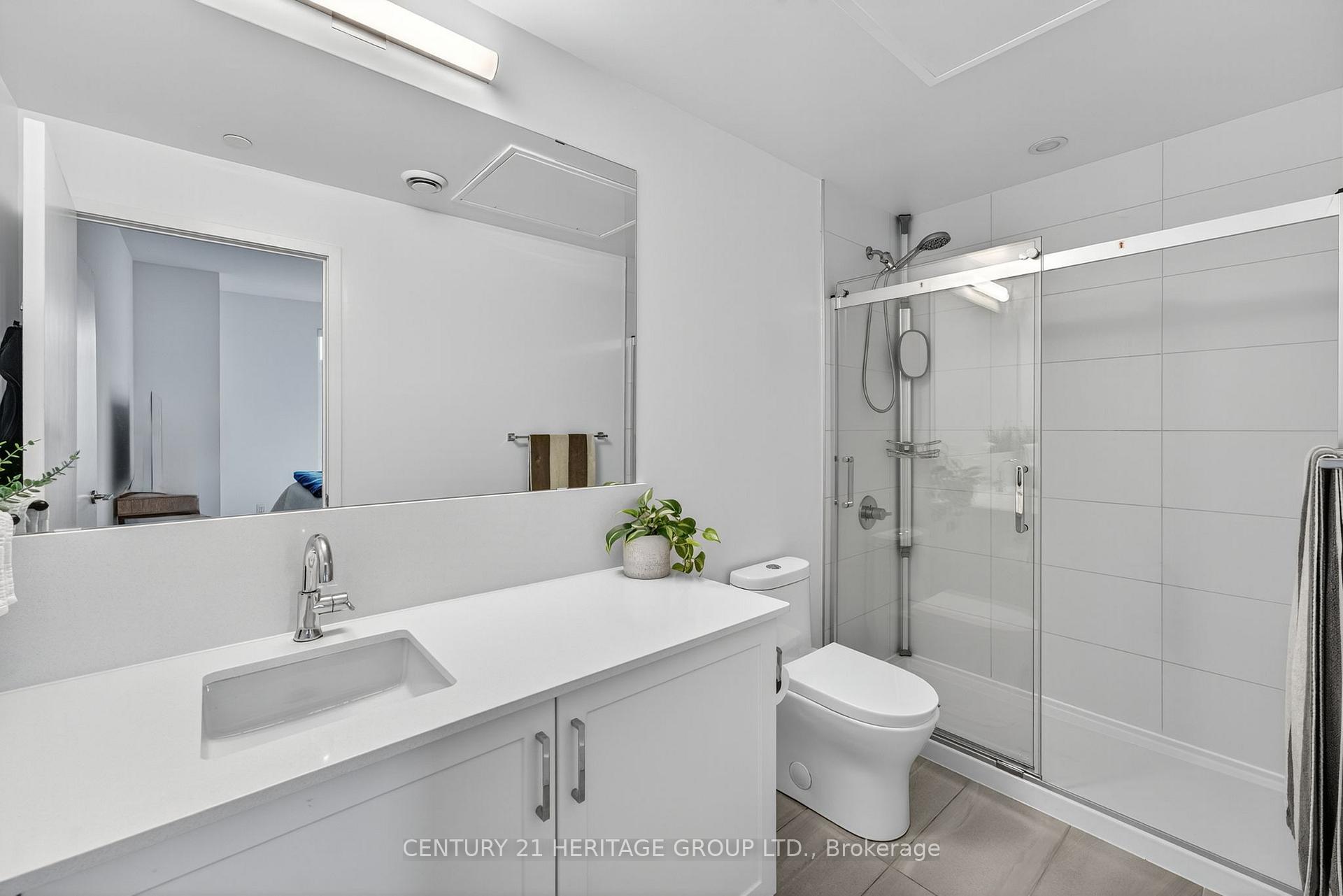 Photo 33 of Unit 603, 681 Yonge Street, Barrie, Painswick South — HOMEH