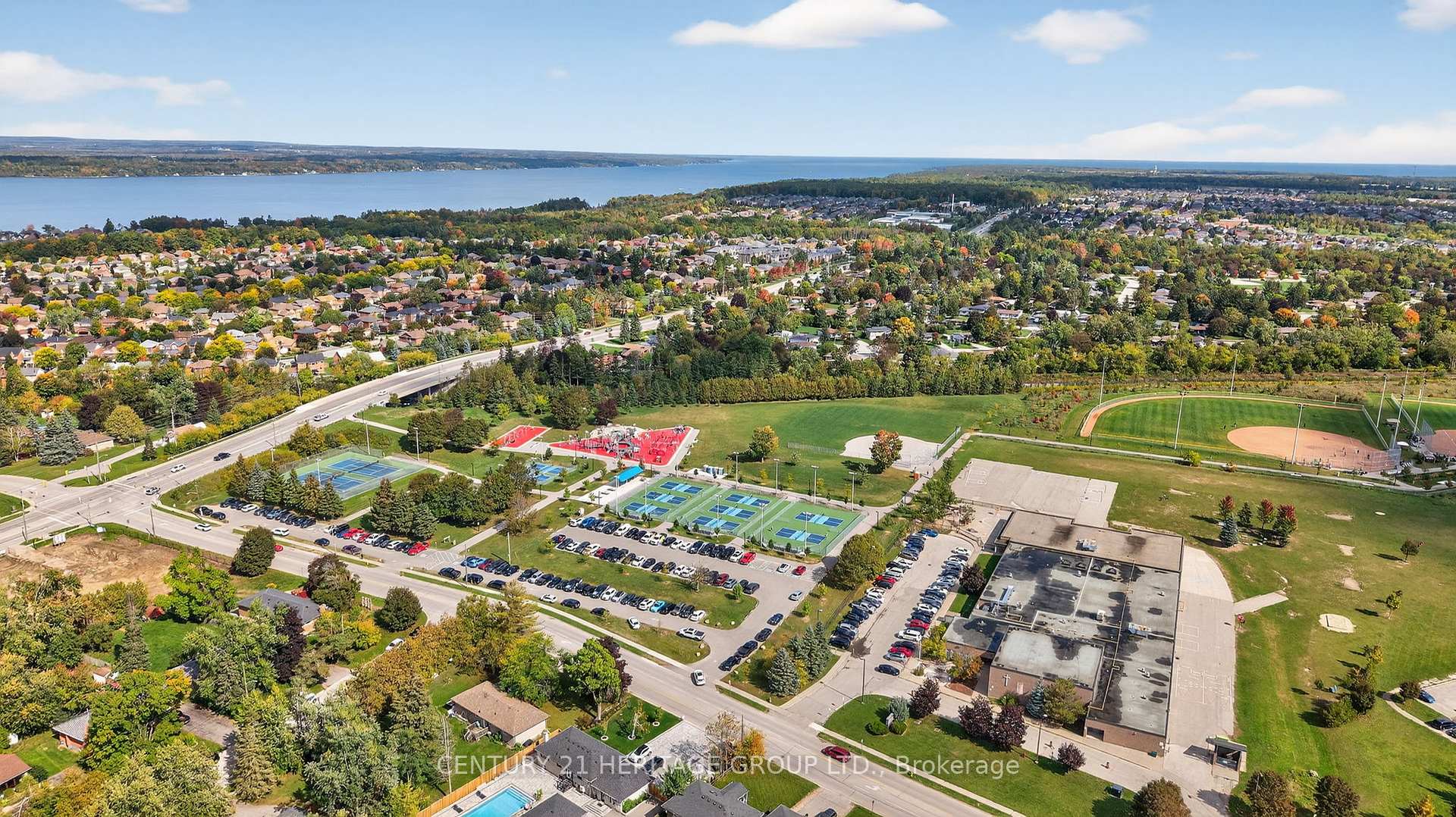 Photo 41 of Unit 603, 681 Yonge Street, Barrie, Painswick South — HOMEH