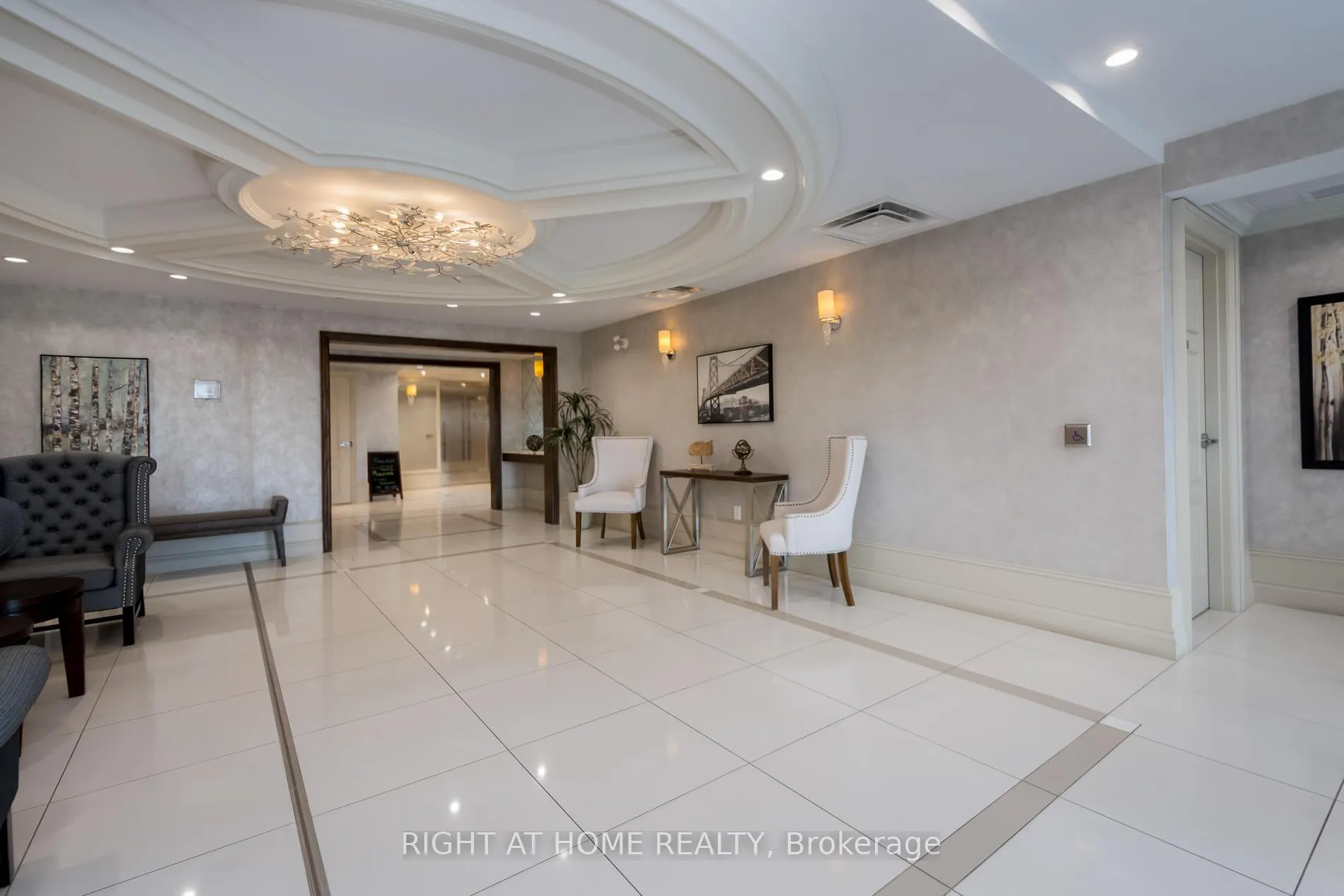 Photo 5 of Unit 317, 50 Via Rosedale, Brampton, Sandringham-Wellington — HOMEH
