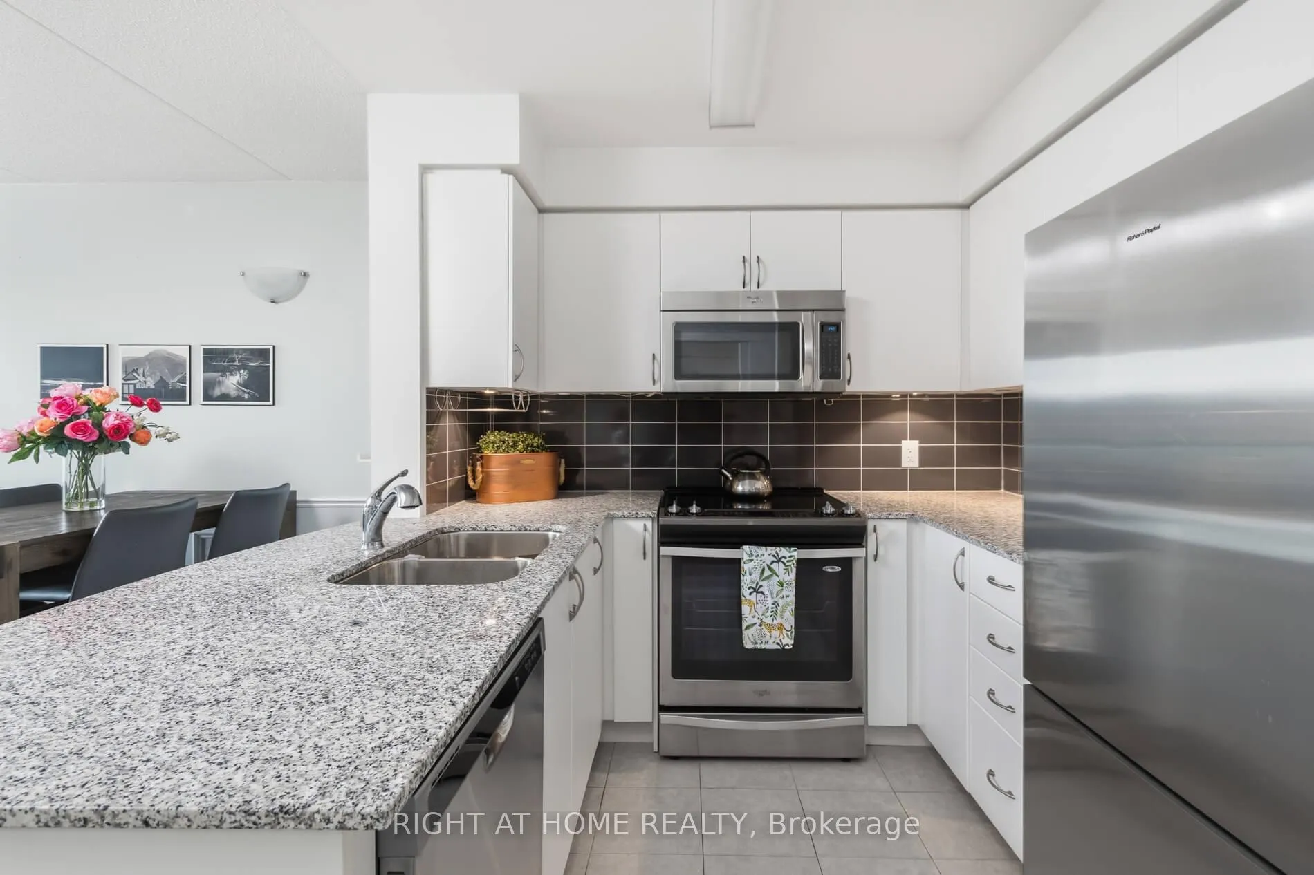 Photo 9 of Unit 317, 50 Via Rosedale, Brampton, Sandringham-Wellington — HOMEH