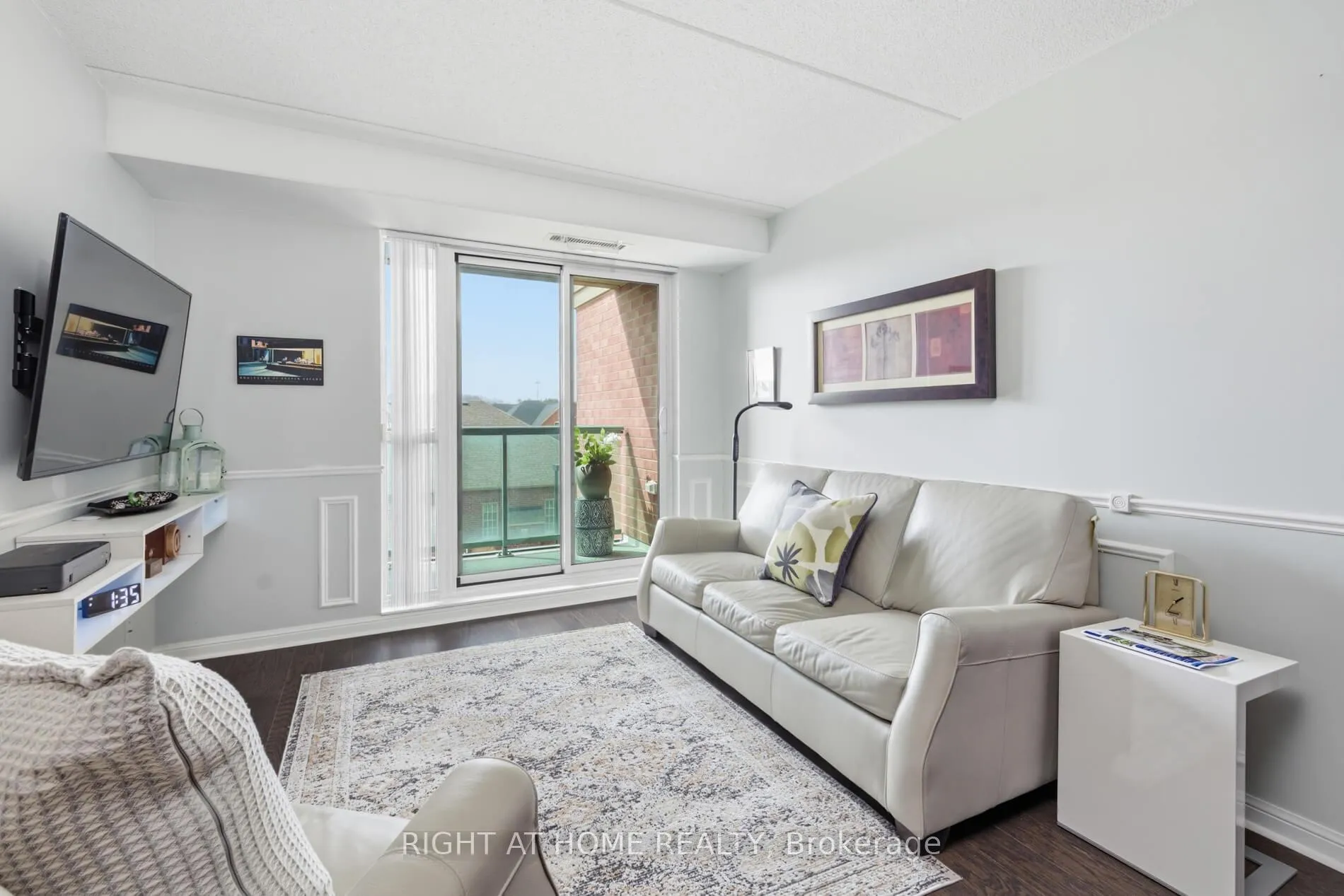 Photo 10 of Unit 317, 50 Via Rosedale, Brampton, Sandringham-Wellington — HOMEH