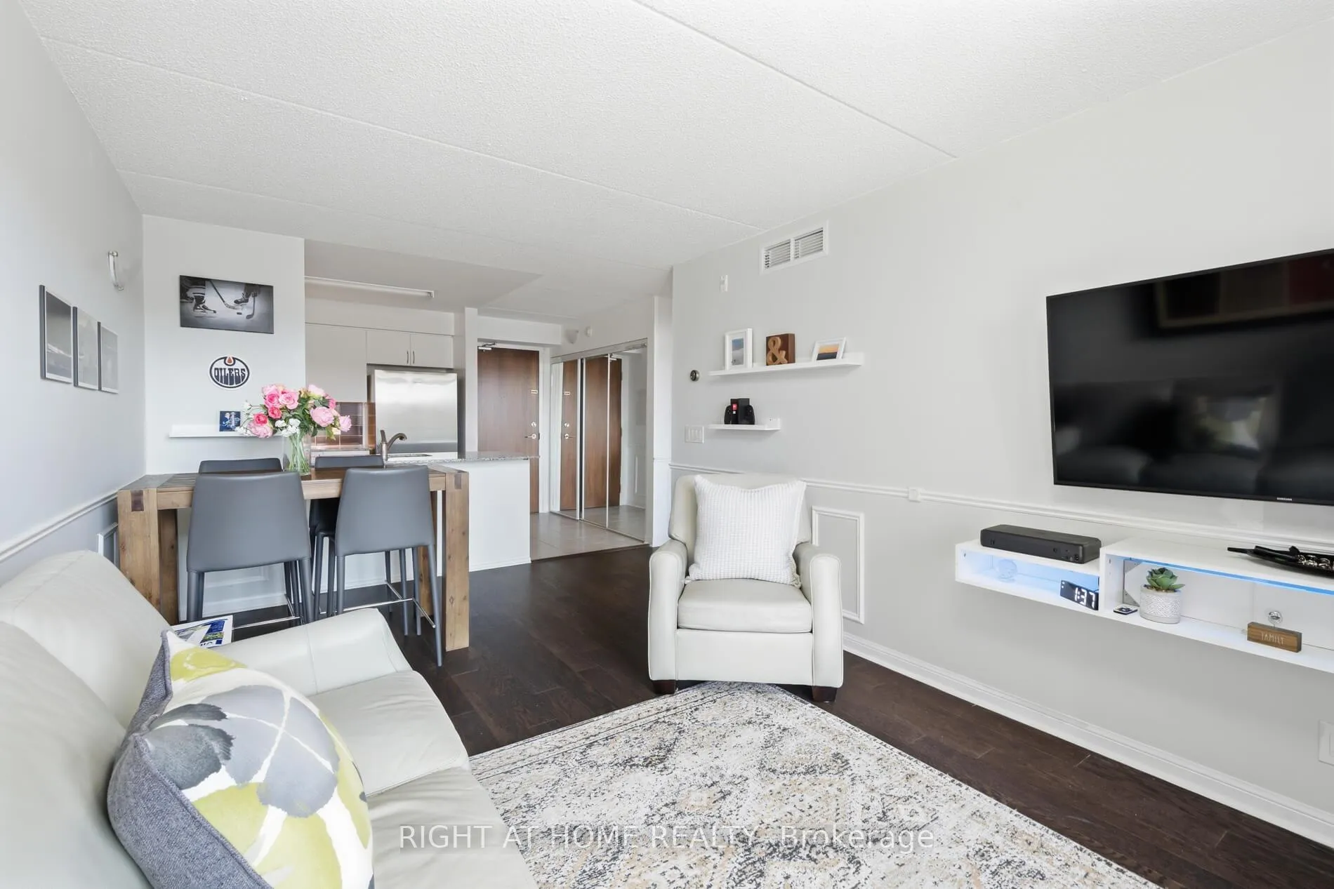 Photo 11 of Unit 317, 50 Via Rosedale, Brampton, Sandringham-Wellington — HOMEH