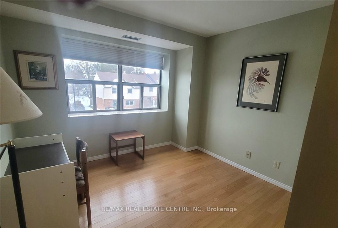 Photo 30 of Unit 401, 300 Keats Way, Waterloo — HOMEH