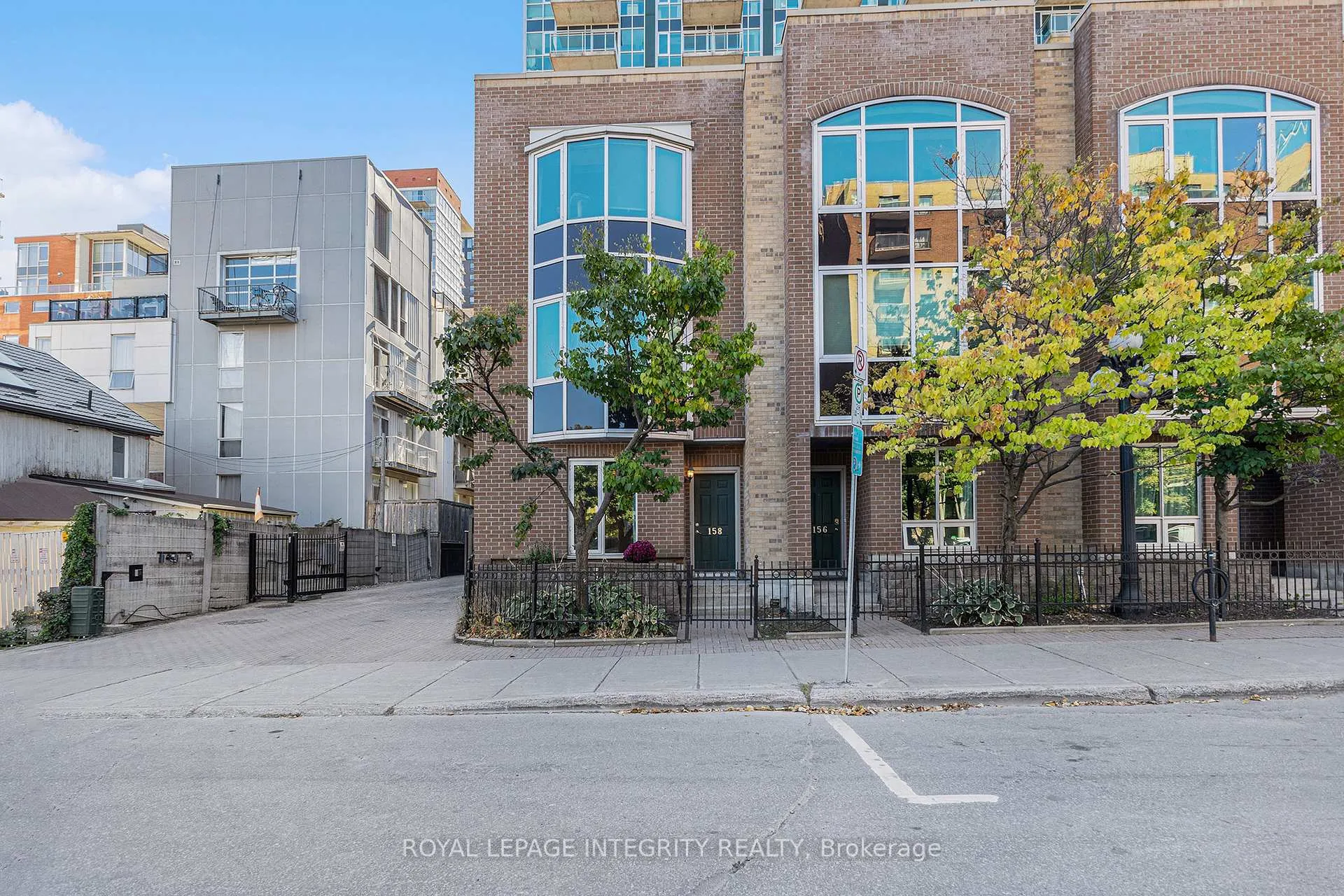 Photo 2 of Unit 1A, 150 York Street, Ottawa, Lower Town/Byward Market — HOMEH