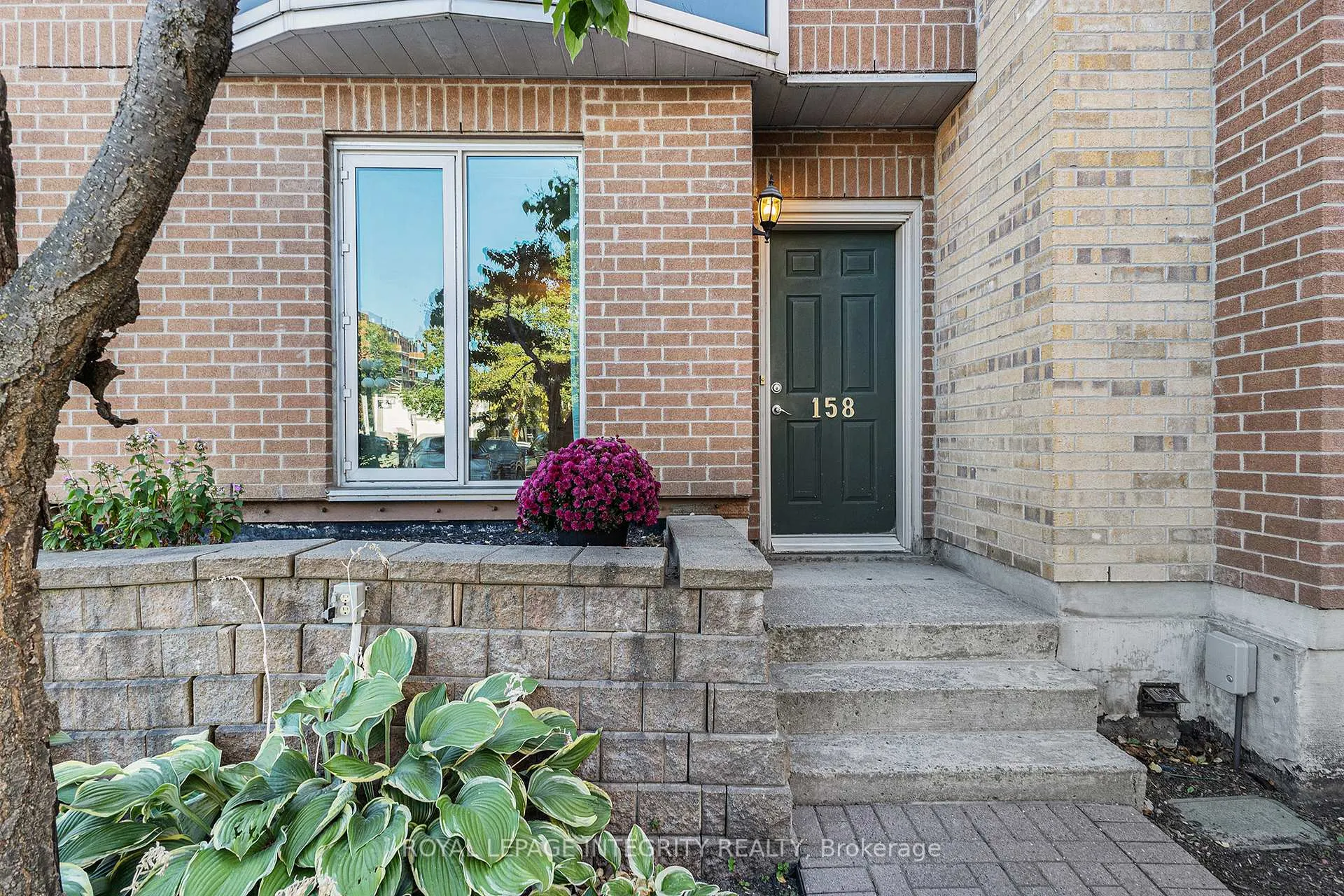 Photo 3 of Unit 1A, 150 York Street, Ottawa, Lower Town/Byward Market — HOMEH