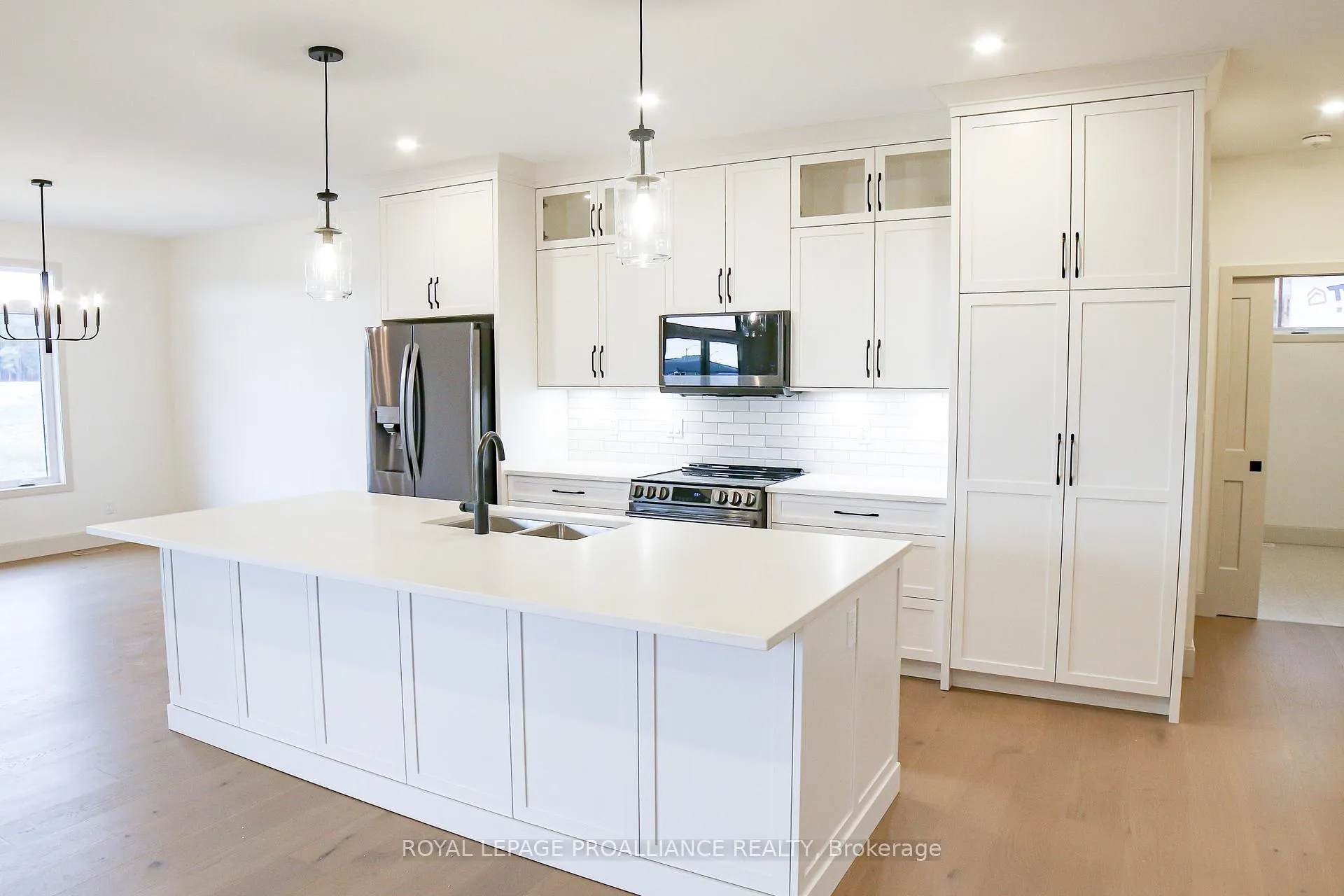 Photo 9 of 152 Sienna Avenue, Belleville, Belleville Ward — HOMEH