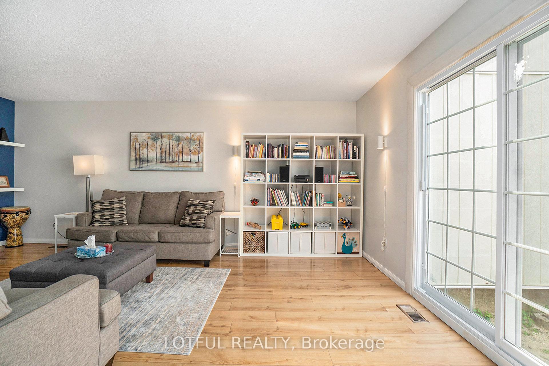 Photo 8 of 427 Kintyre Private, Ottawa, Carleton Square — HOMEH