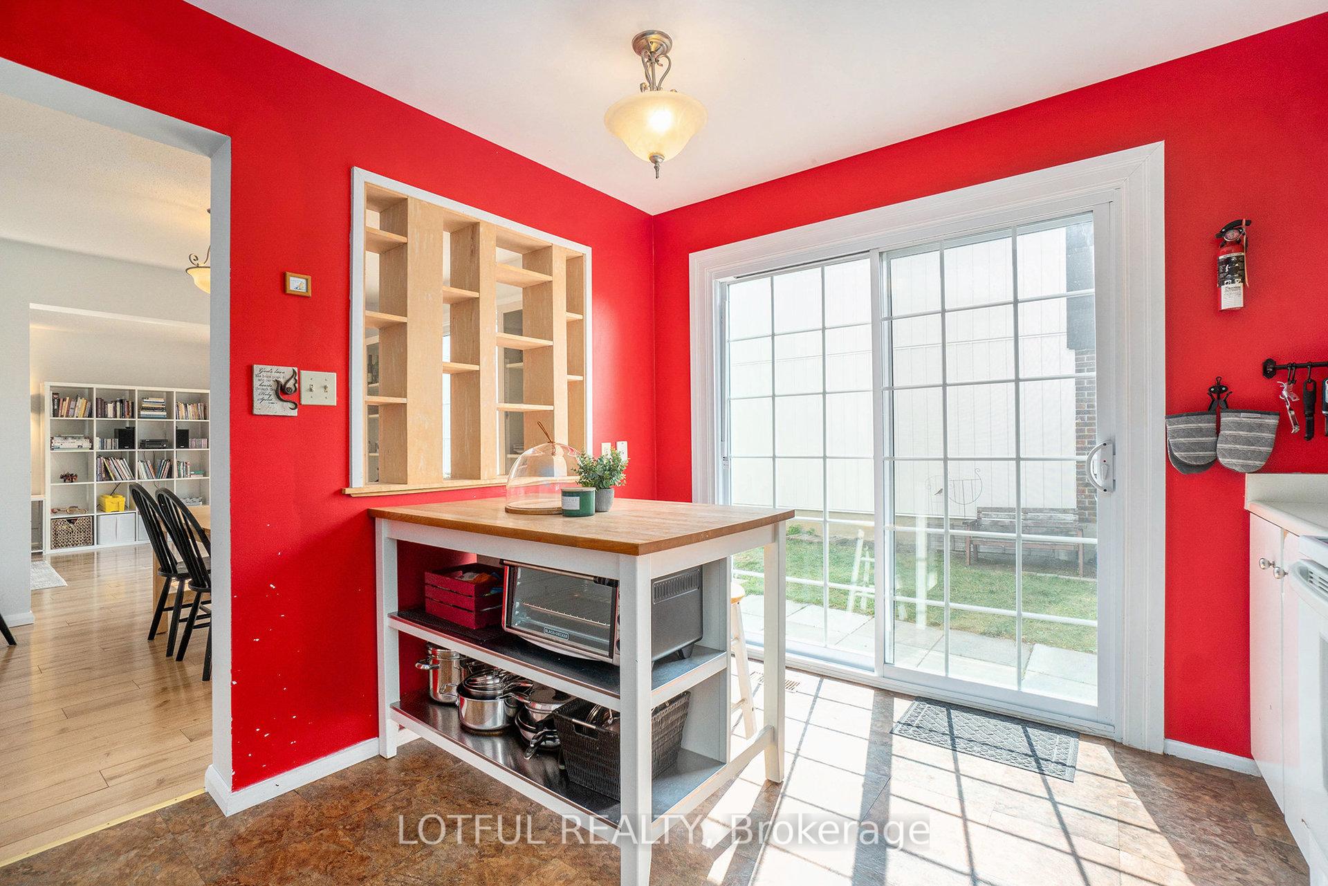 Photo 11 of 427 Kintyre Private, Ottawa, Carleton Square — HOMEH