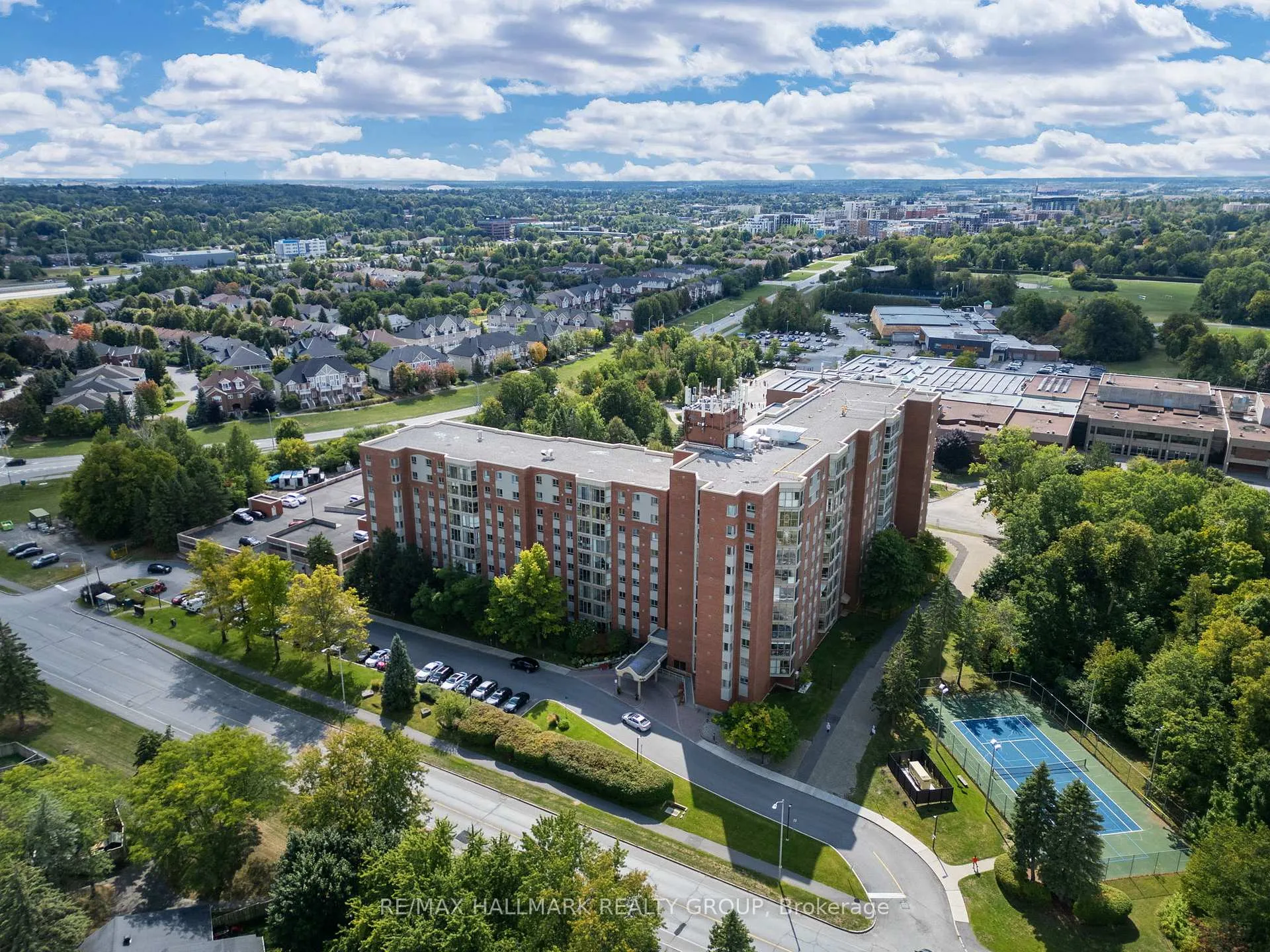 Photo 4 of Unit 105, 960 Teron Road, Ottawa, Kanata - Beaverbrook — HOMEH
