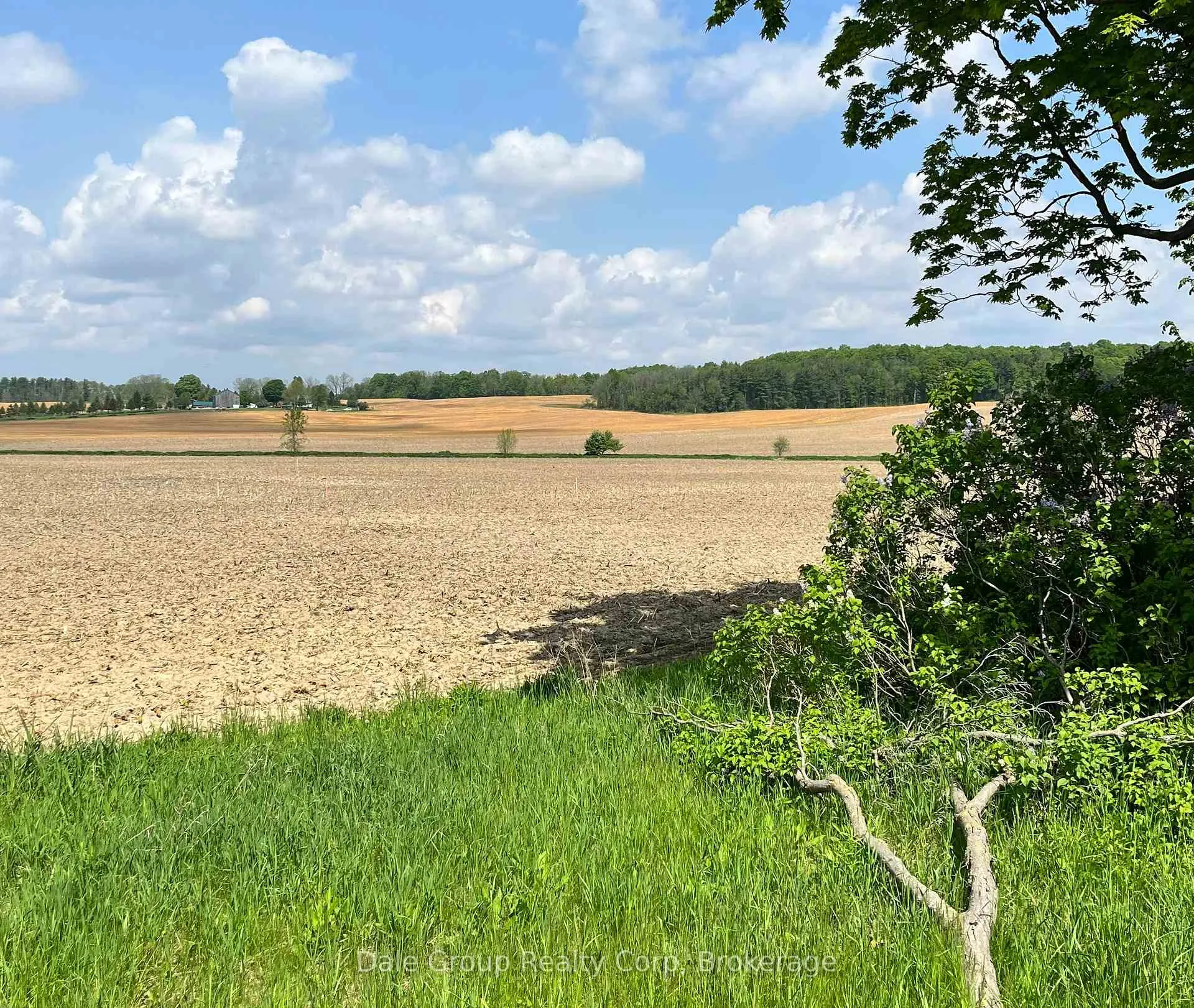 Photo 1 of 81625 Burns Line, Central Huron, Hullett — HOMEH