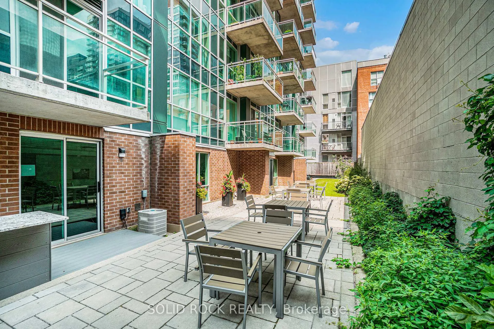 Photo 20 of Unit 202, 134 York Street, Ottawa, Lower Town/Byward Market — HOMEH