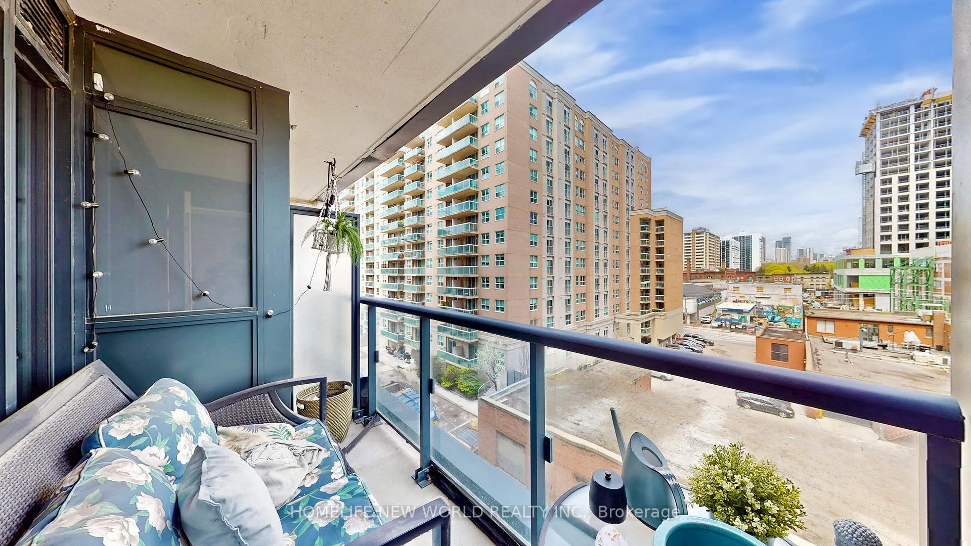 Photo 15 of Unit 717, 400 Adelaide Street E, Toronto, Moss Park — HOMEH
