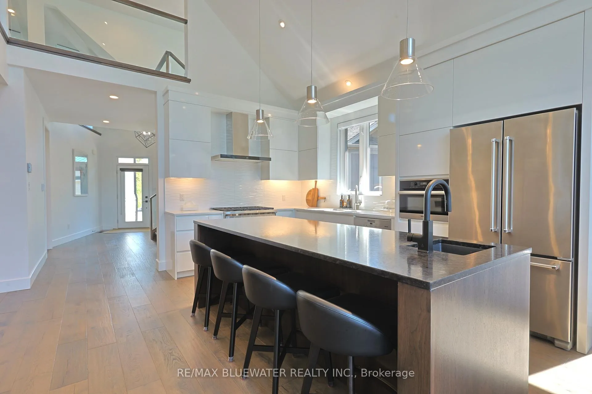 Photo 10 of 23 Sauble River Road, Lambton Shores, Grand Bend — HOMEH