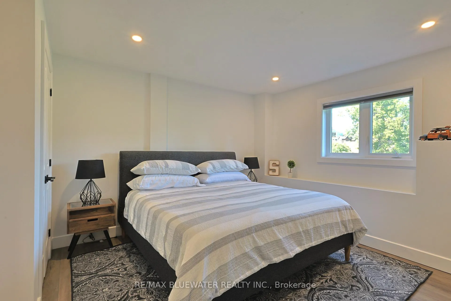 Photo 39 of 23 Sauble River Road, Lambton Shores, Grand Bend — HOMEH