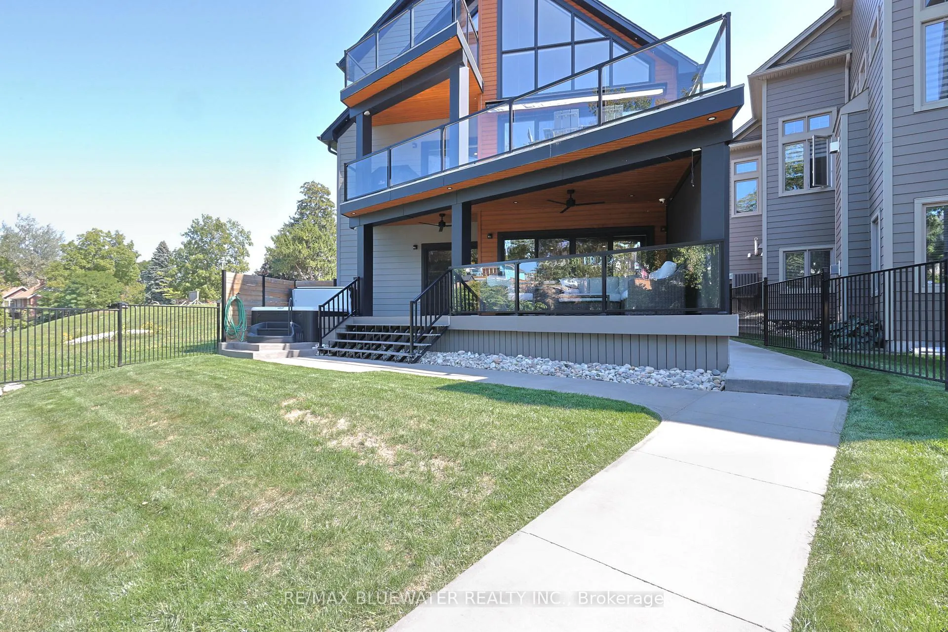 Photo 41 of 23 Sauble River Road, Lambton Shores, Grand Bend — HOMEH