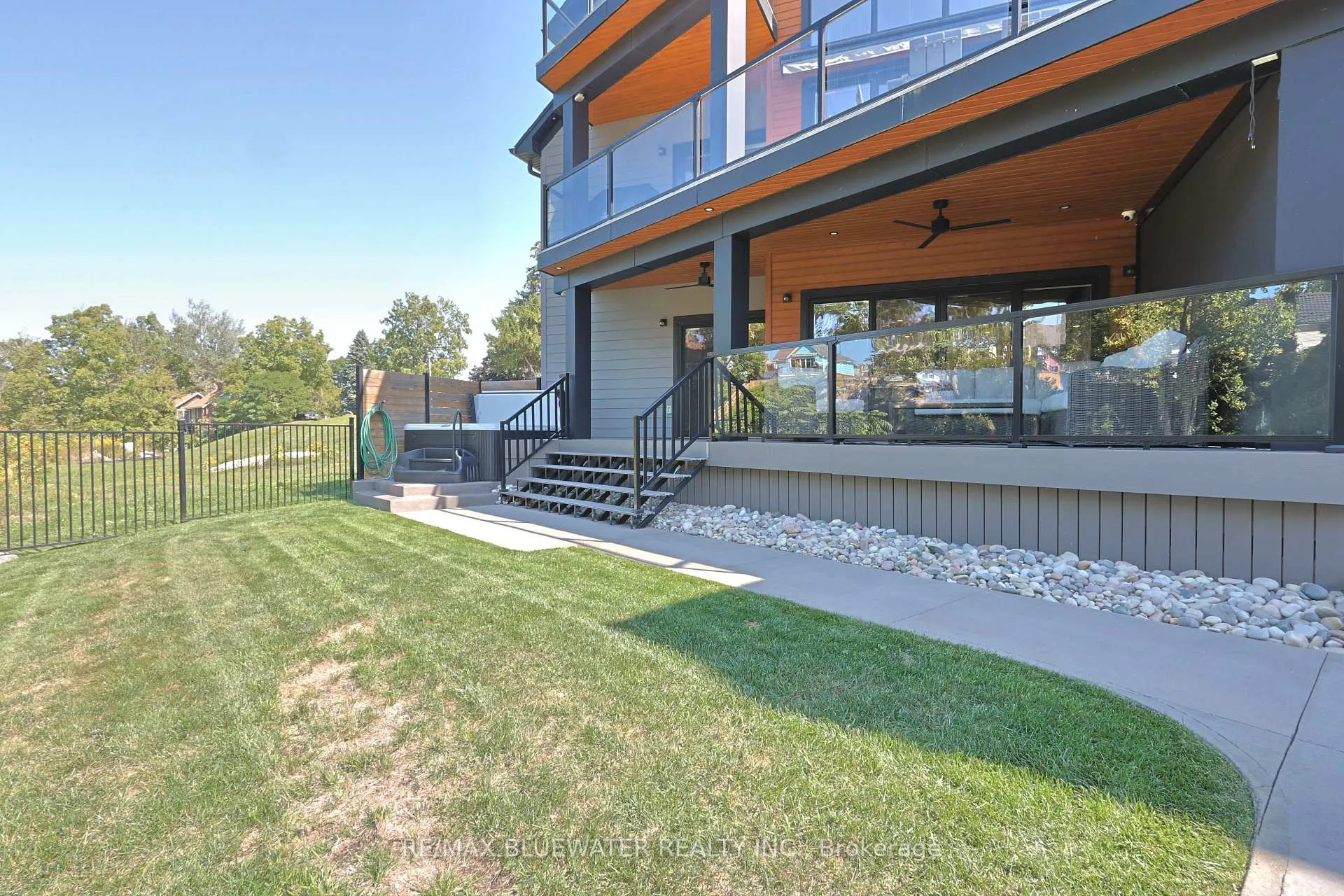 Photo 44 of 23 Sauble River Road, Lambton Shores, Grand Bend — HOMEH