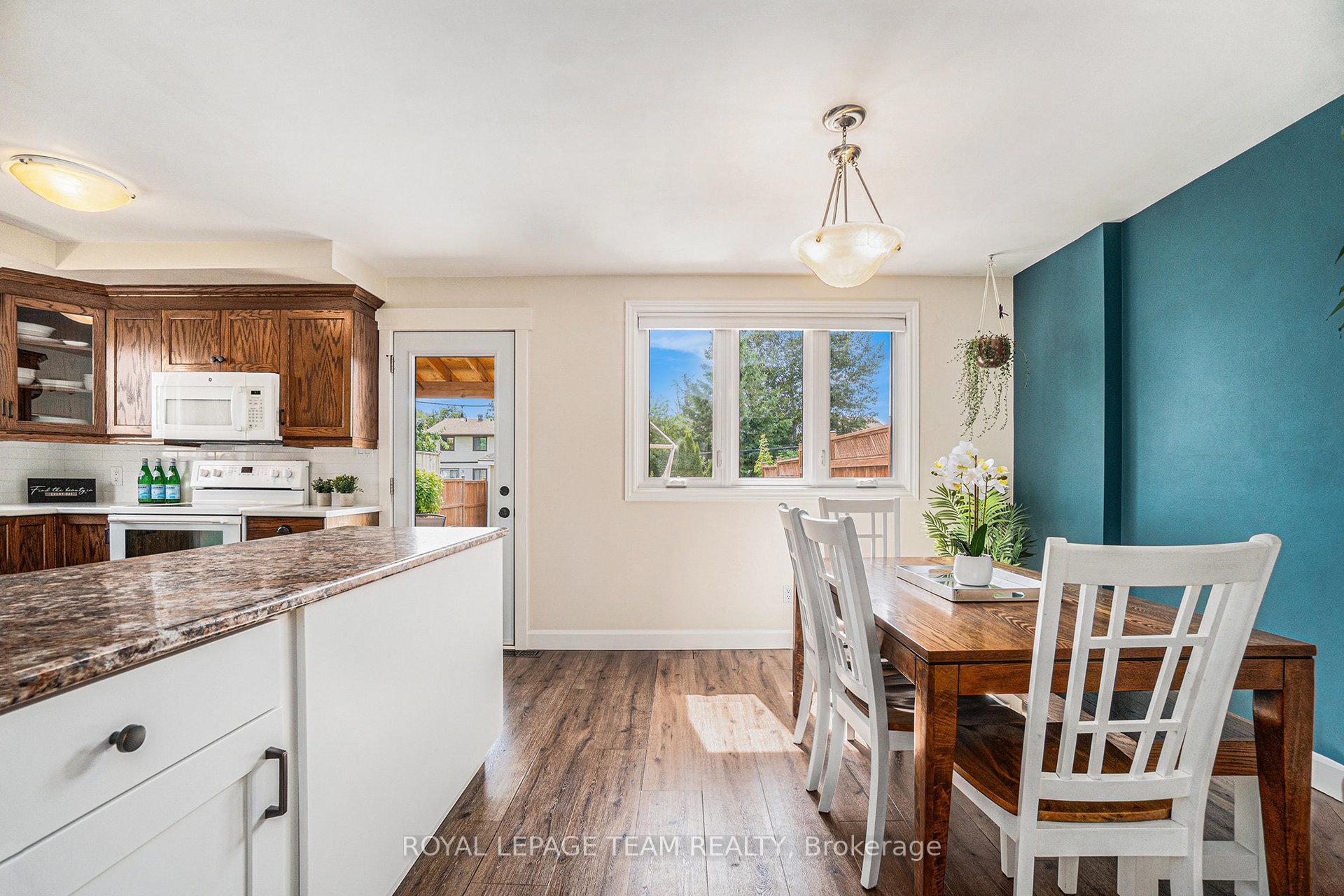 Photo 10 of 1352 Maxime Street, Ottawa, Pineview — HOMEH