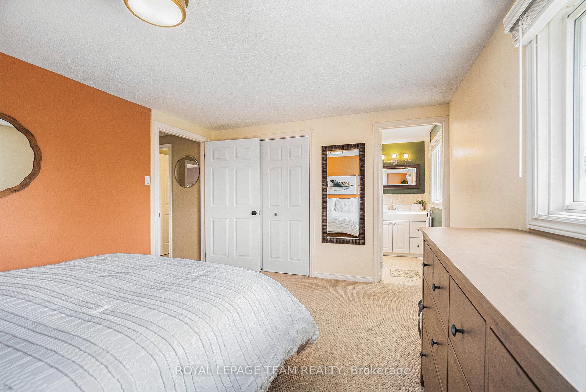Photo 18 of 1352 Maxime Street, Ottawa, Pineview — HOMEH
