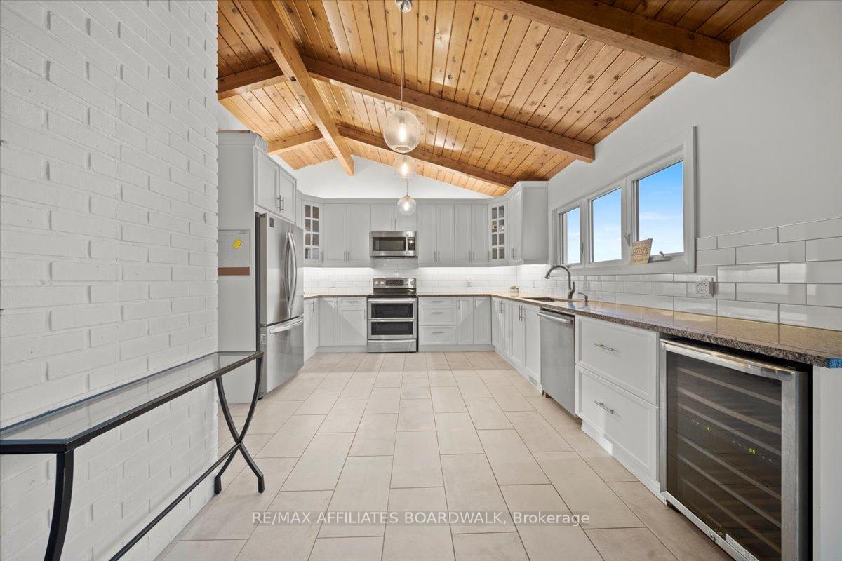 Photo 7 of 2894 Barlow Crescent, Ottawa, Dunrobin Shores — HOMEH