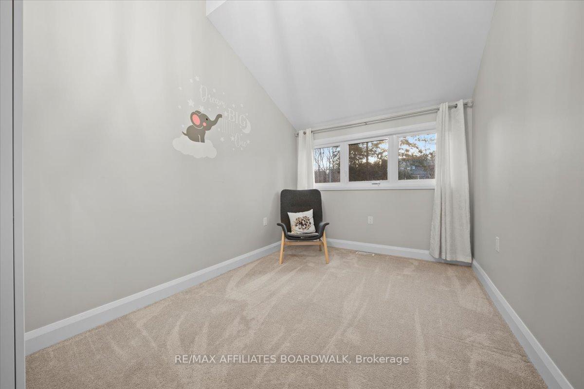 Photo 12 of 2894 Barlow Crescent, Ottawa, Dunrobin Shores — HOMEH