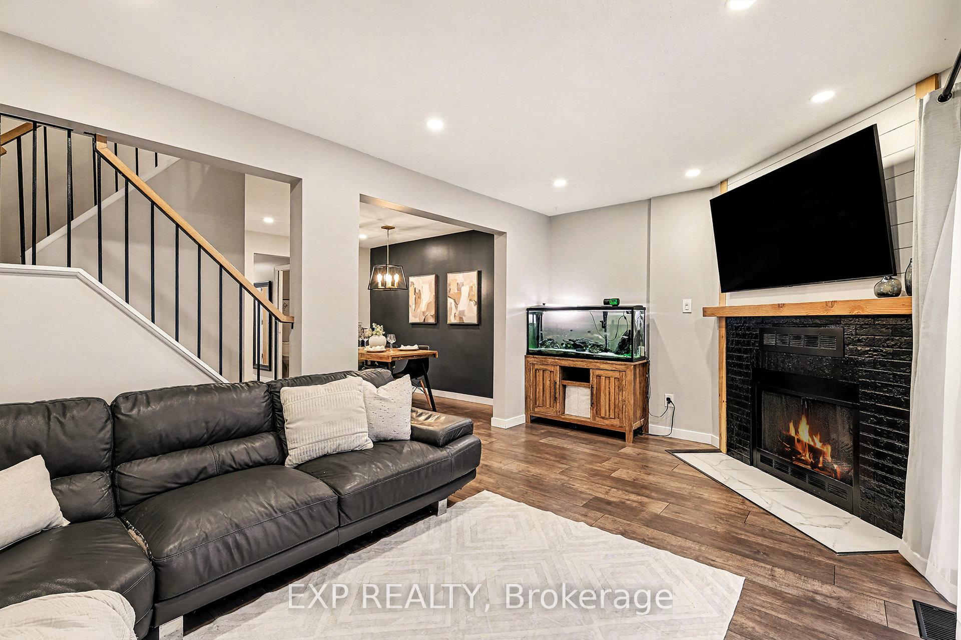 Photo 5 of 23 Mccurdy Drive, Ottawa, Kanata - Katimavik — HOMEH