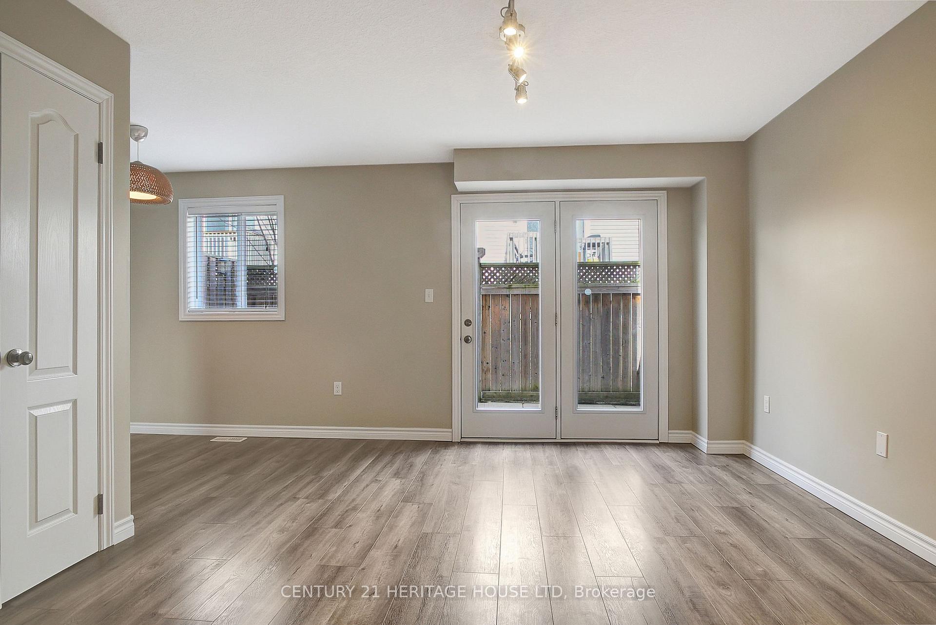 Photo 8 of Unit 11A, 55 Mooregate Crescent, Kitchener — HOMEH