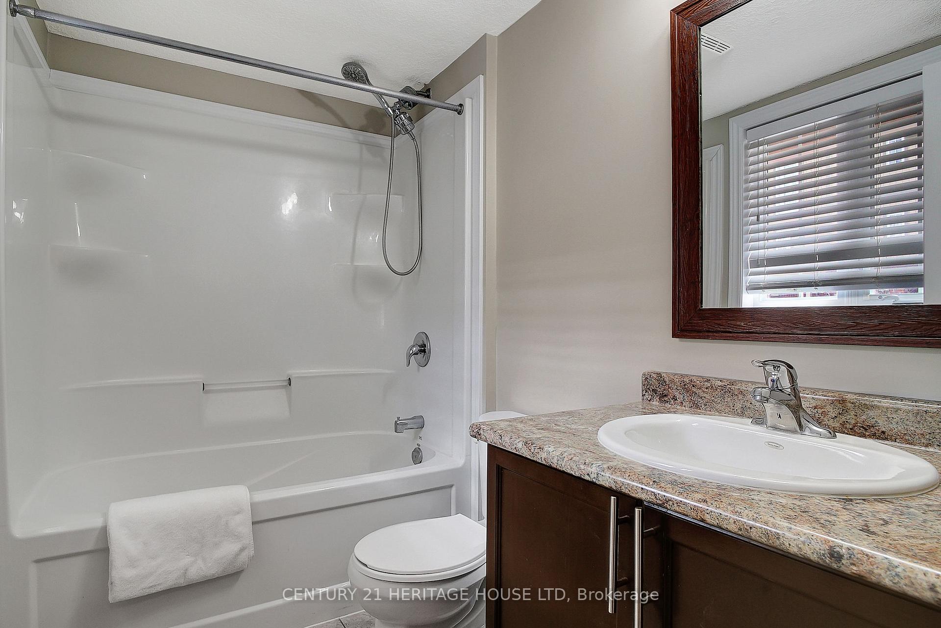Photo 17 of Unit 11A, 55 Mooregate Crescent, Kitchener — HOMEH