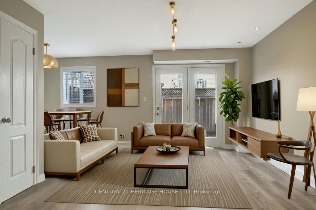 Photo 2 of Unit 11A, 55 Mooregate Crescent, Kitchener — HOMEH