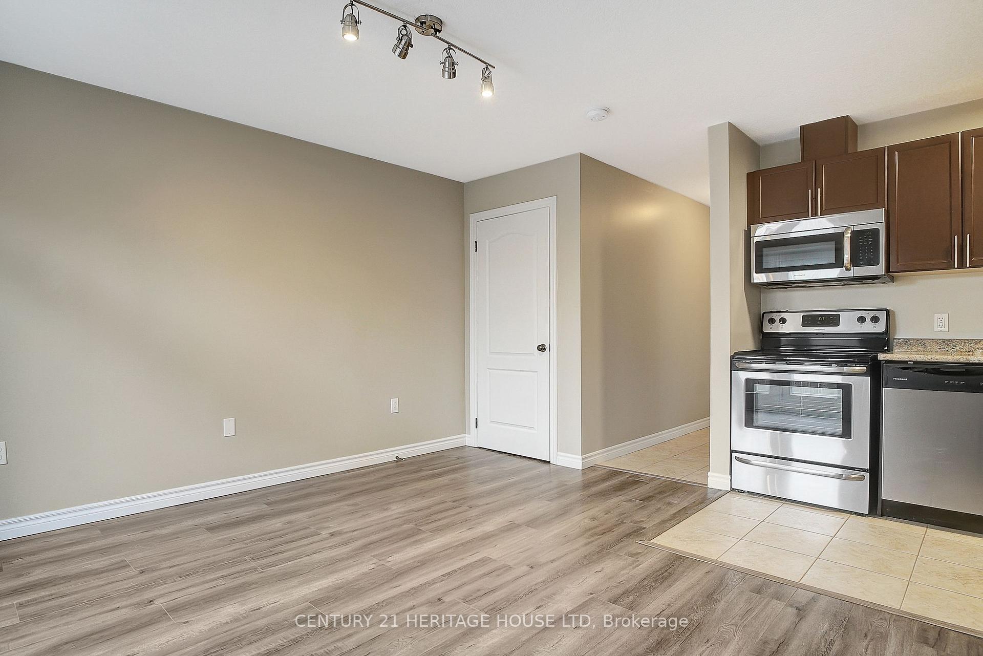 Photo 33 of Unit 11A, 55 Mooregate Crescent, Kitchener — HOMEH