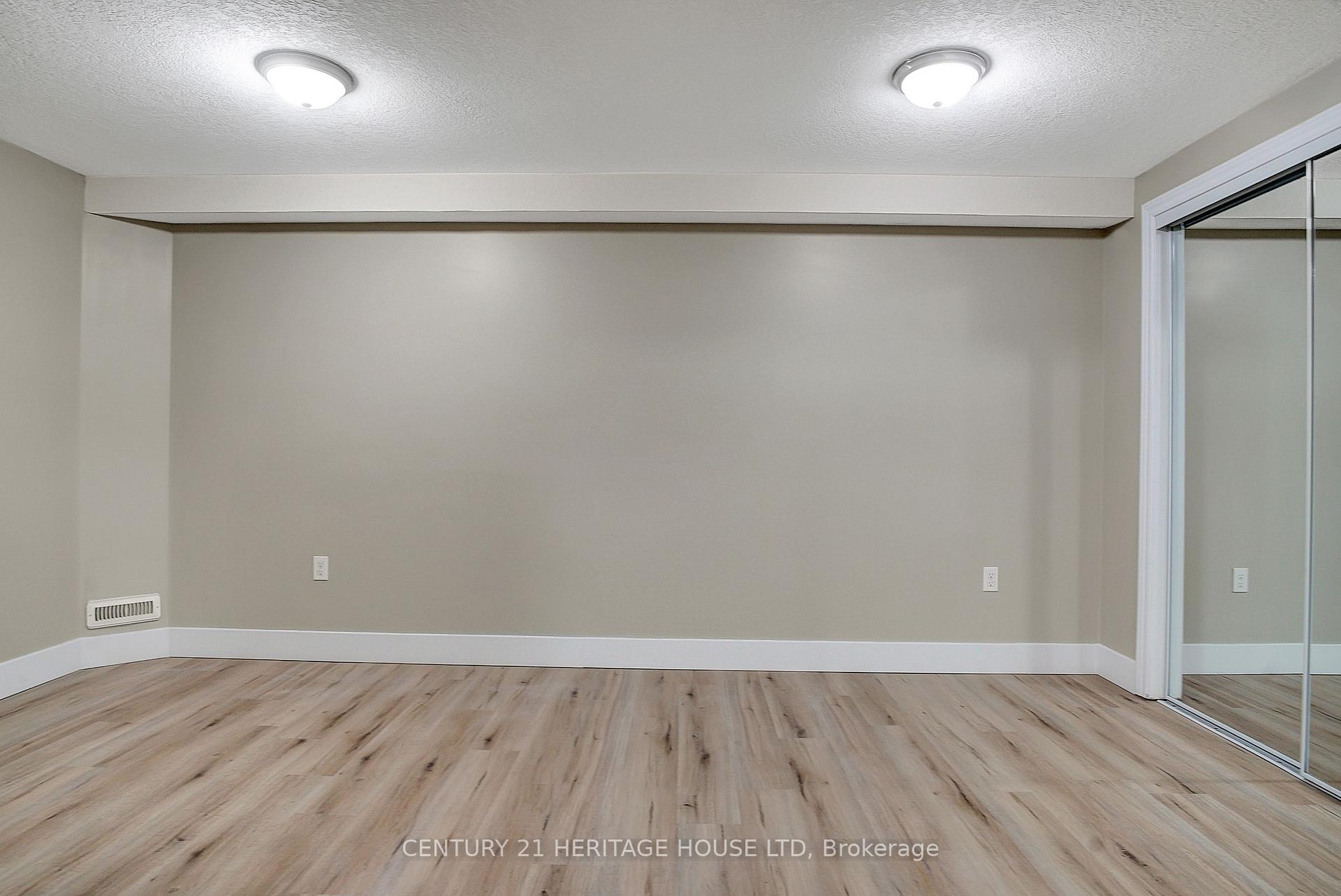Photo 50 of Unit 11A, 55 Mooregate Crescent, Kitchener — HOMEH