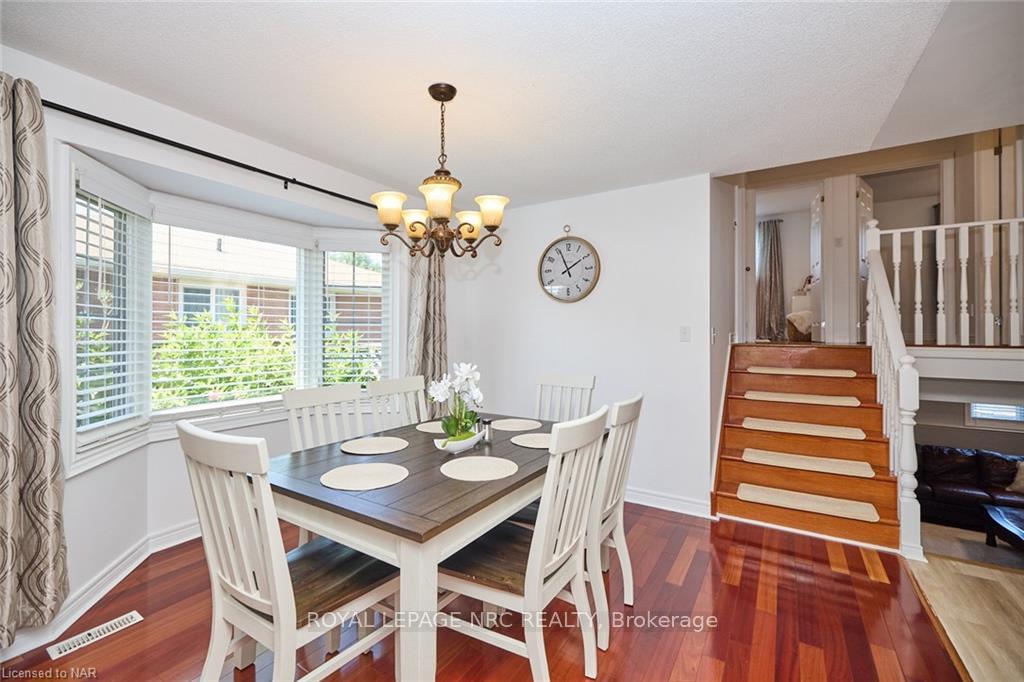 Photo 16 of 23 Andrea Drive, St. Catharines, Rykert/Vansickle — HOMEH