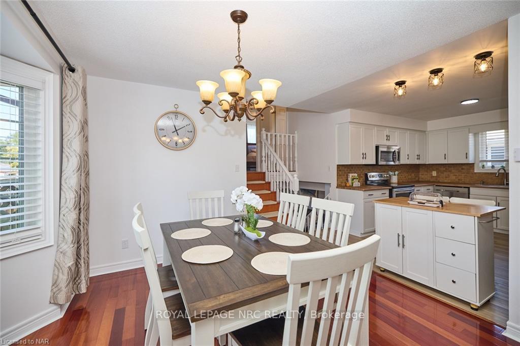 Photo 18 of 23 Andrea Drive, St. Catharines, Rykert/Vansickle — HOMEH