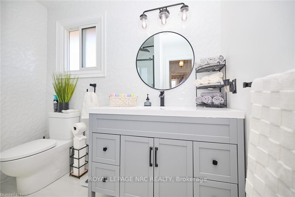 Photo 23 of 23 Andrea Drive, St. Catharines, Rykert/Vansickle — HOMEH