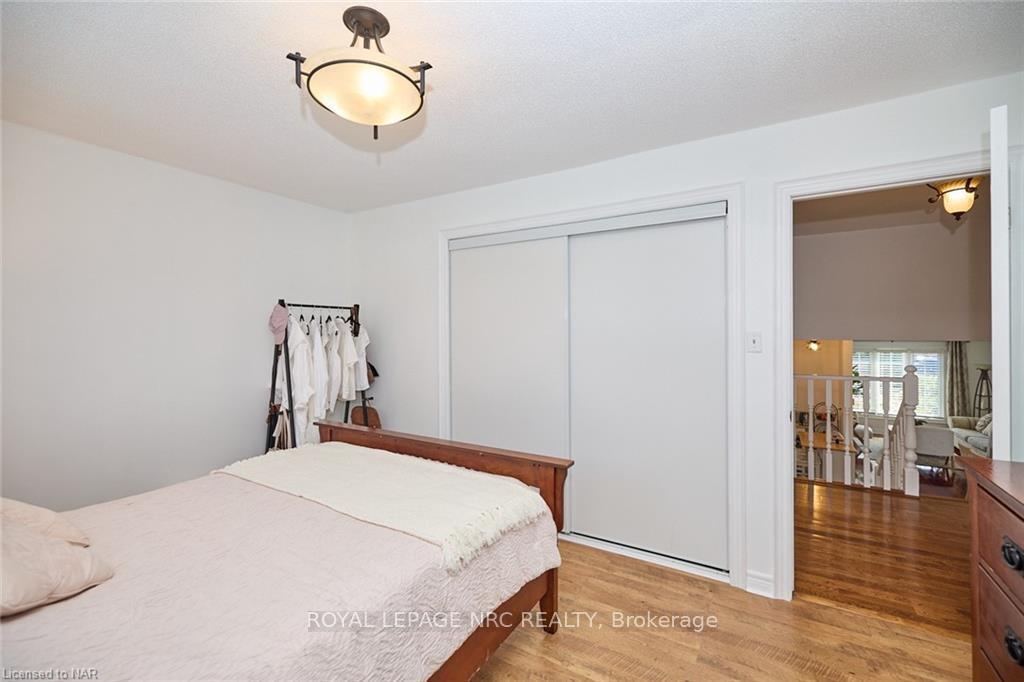 Photo 28 of 23 Andrea Drive, St. Catharines, Rykert/Vansickle — HOMEH