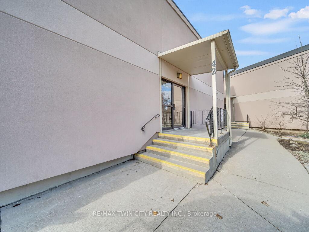 Photo 4 of Unit 241, 42 Tannery Street E, Cambridge — HOMEH