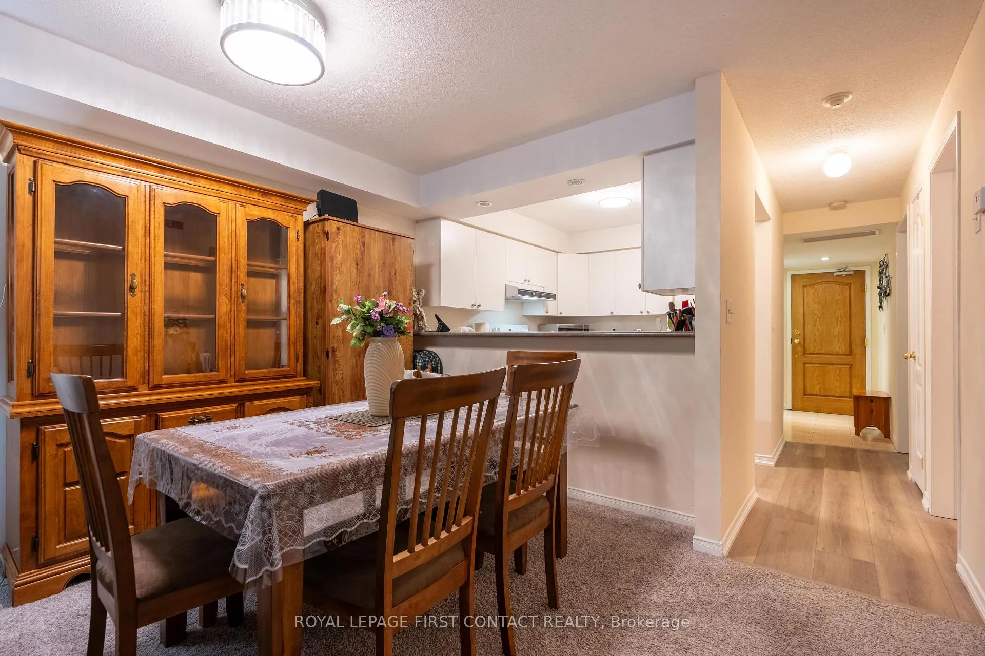 Photo 3 of Unit 104, 117 Edgehill Drive, Barrie, Edgehill Drive — HOMEH
