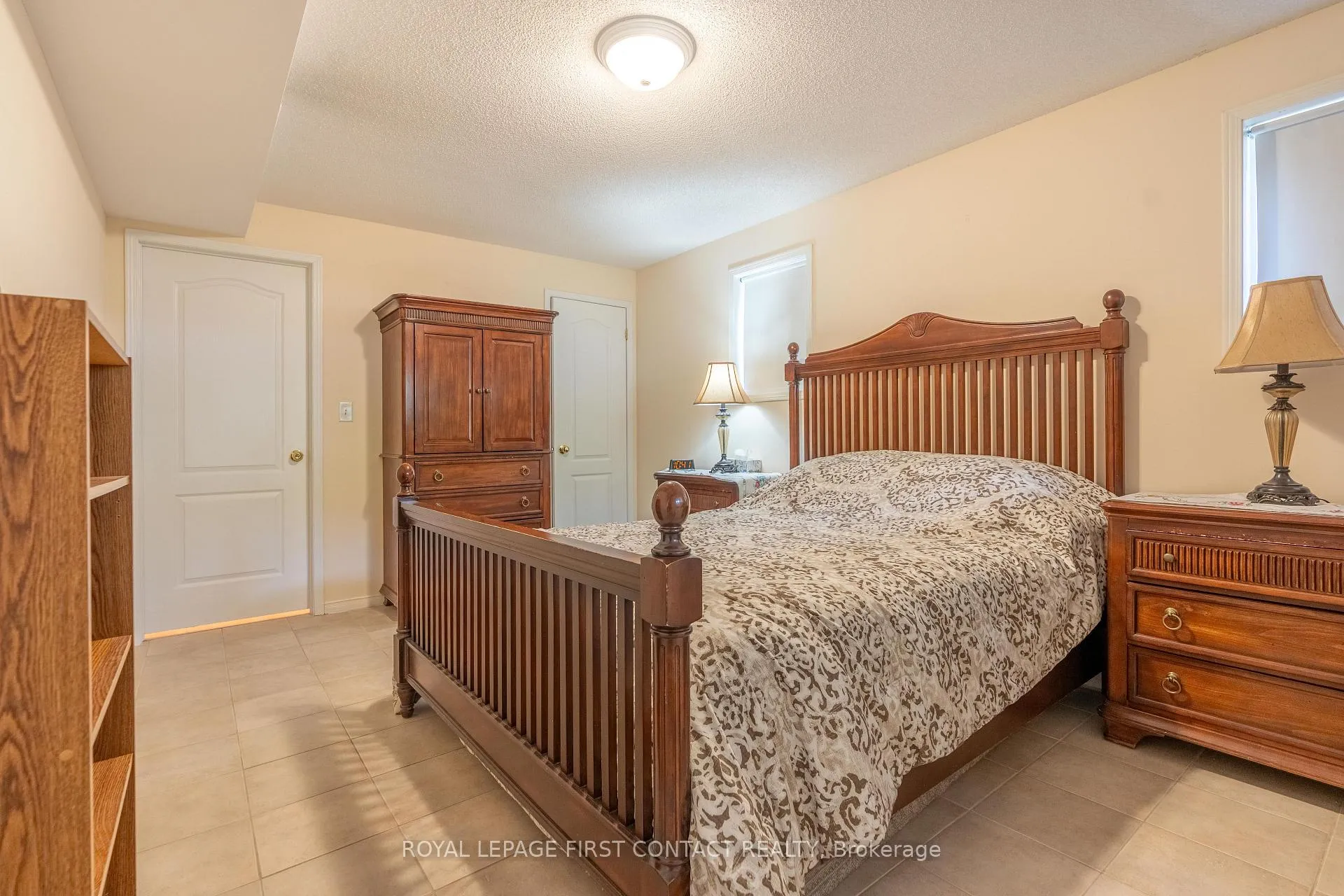 Photo 7 of Unit 104, 117 Edgehill Drive, Barrie, Edgehill Drive — HOMEH