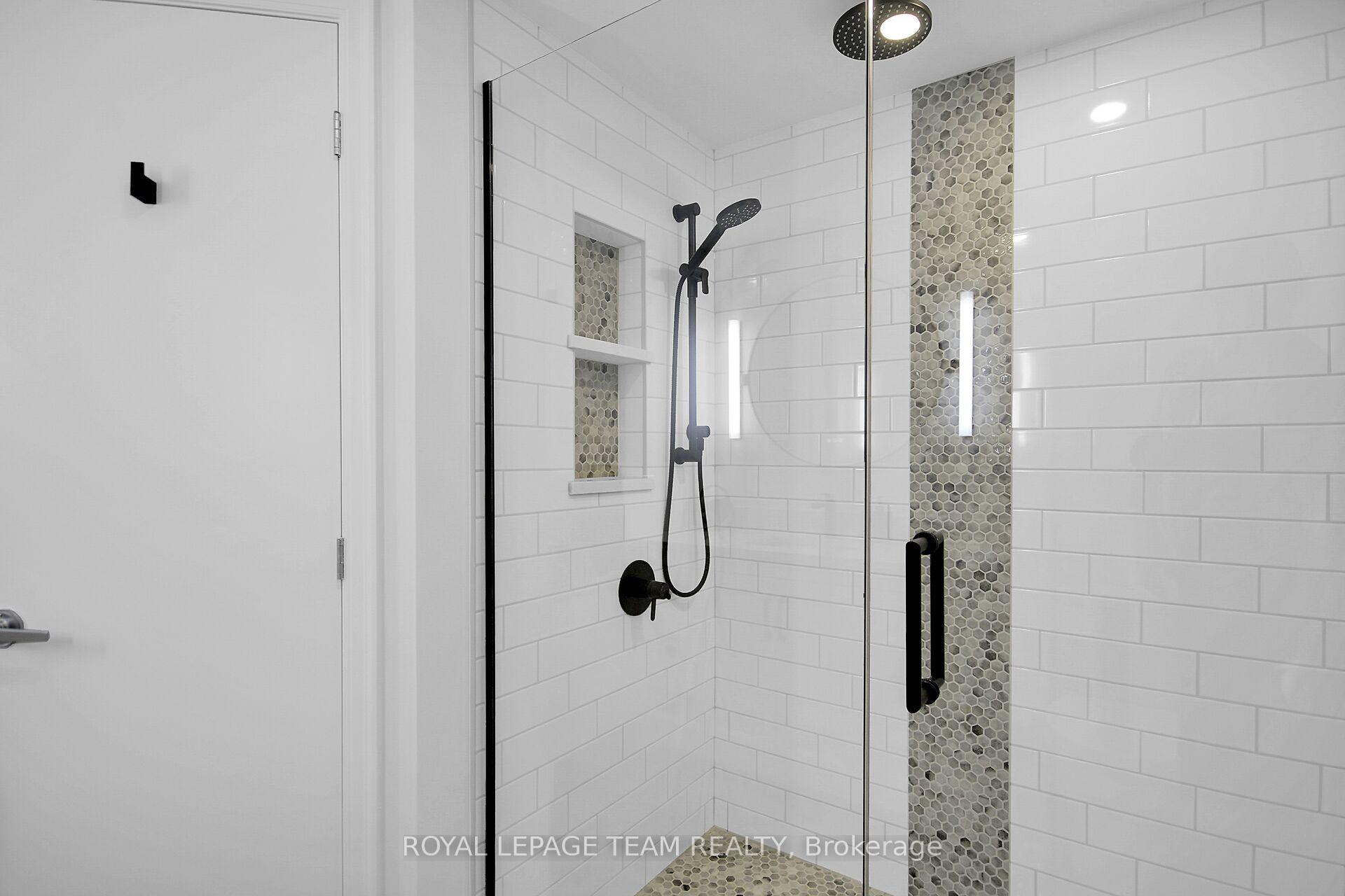 Photo 23 of 400 Berkley Avenue, Ottawa, Westboro West — HOMEH
