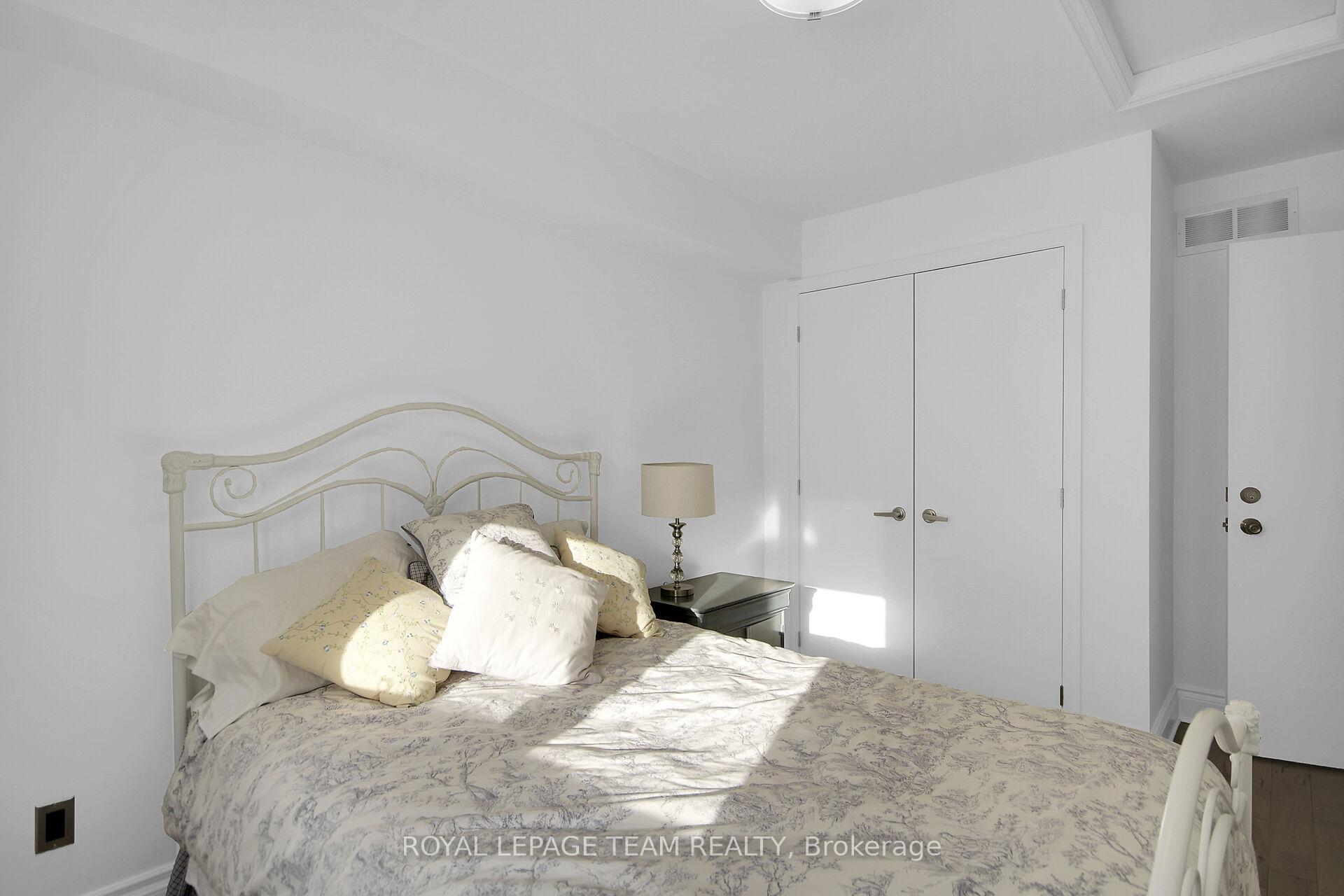 Photo 26 of 400 Berkley Avenue, Ottawa, Westboro West — HOMEH