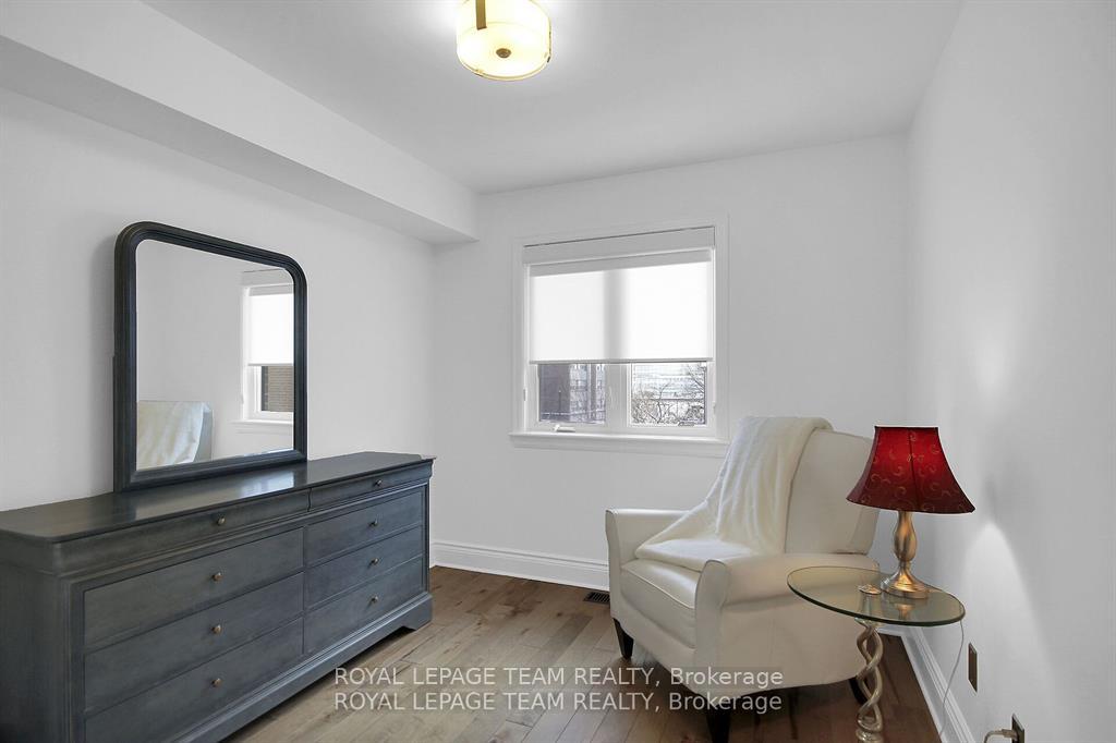 Photo 27 of 400 Berkley Avenue, Ottawa, Westboro West — HOMEH