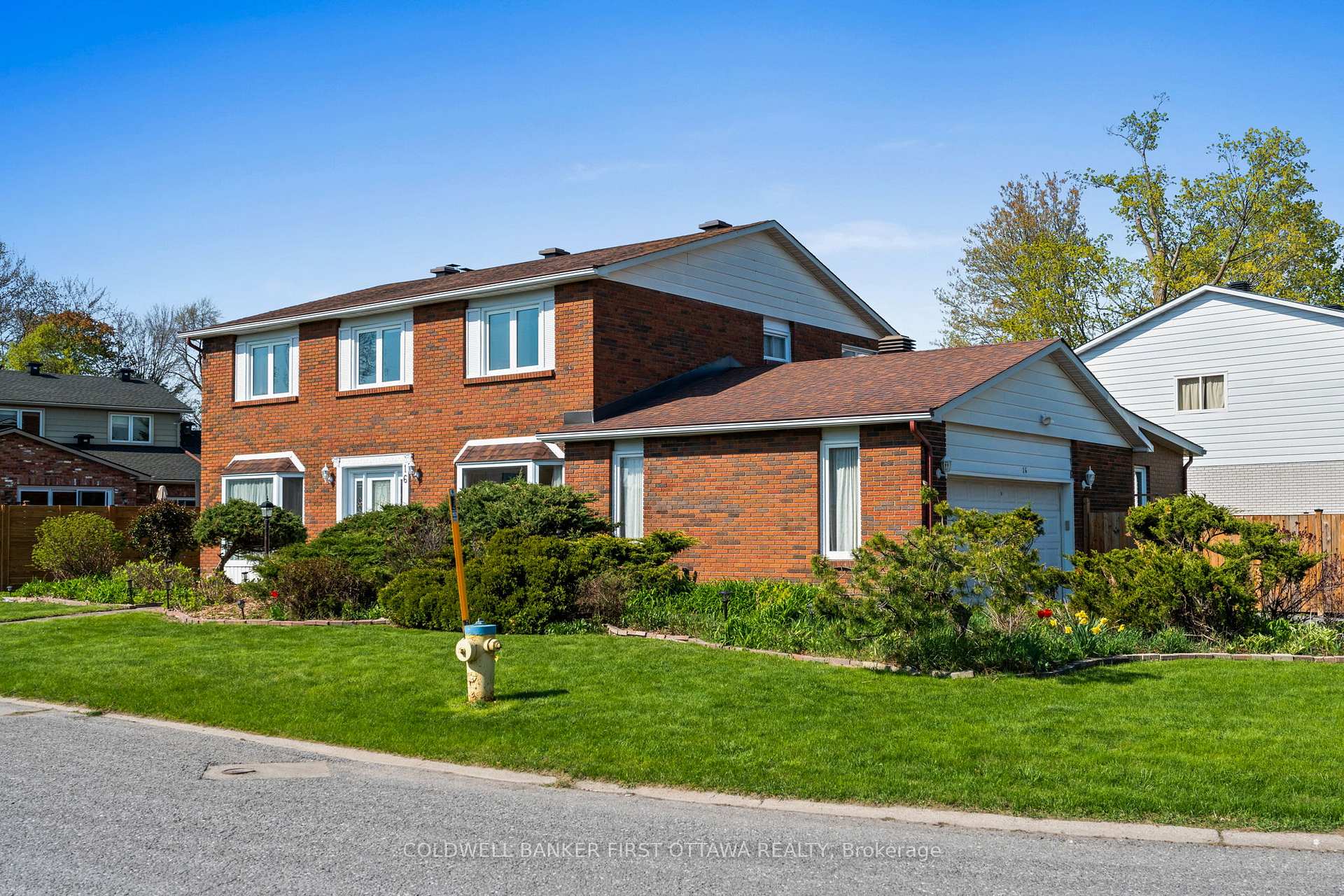 Photo 7 of 16 Denewood Crescent, Ottawa, Pineglen/Country Place — HOMEH