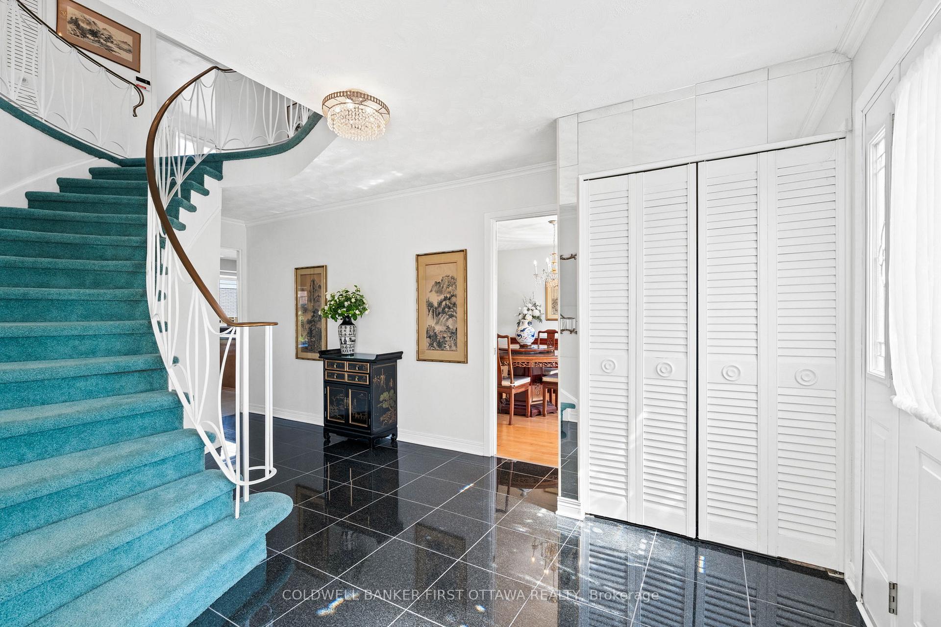 Photo 9 of 16 Denewood Crescent, Ottawa, Pineglen/Country Place — HOMEH