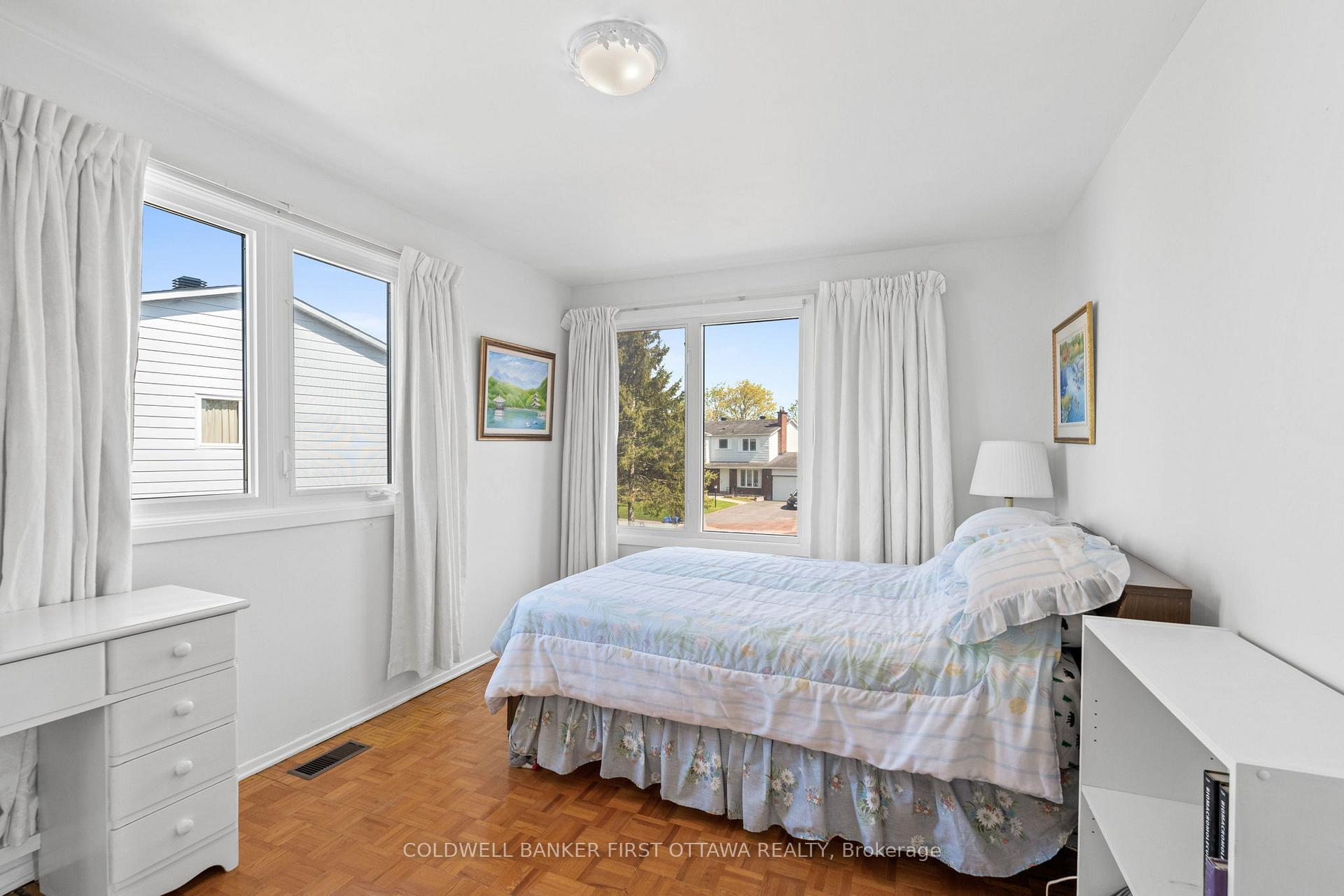 Photo 27 of 16 Denewood Crescent, Ottawa, Pineglen/Country Place — HOMEH
