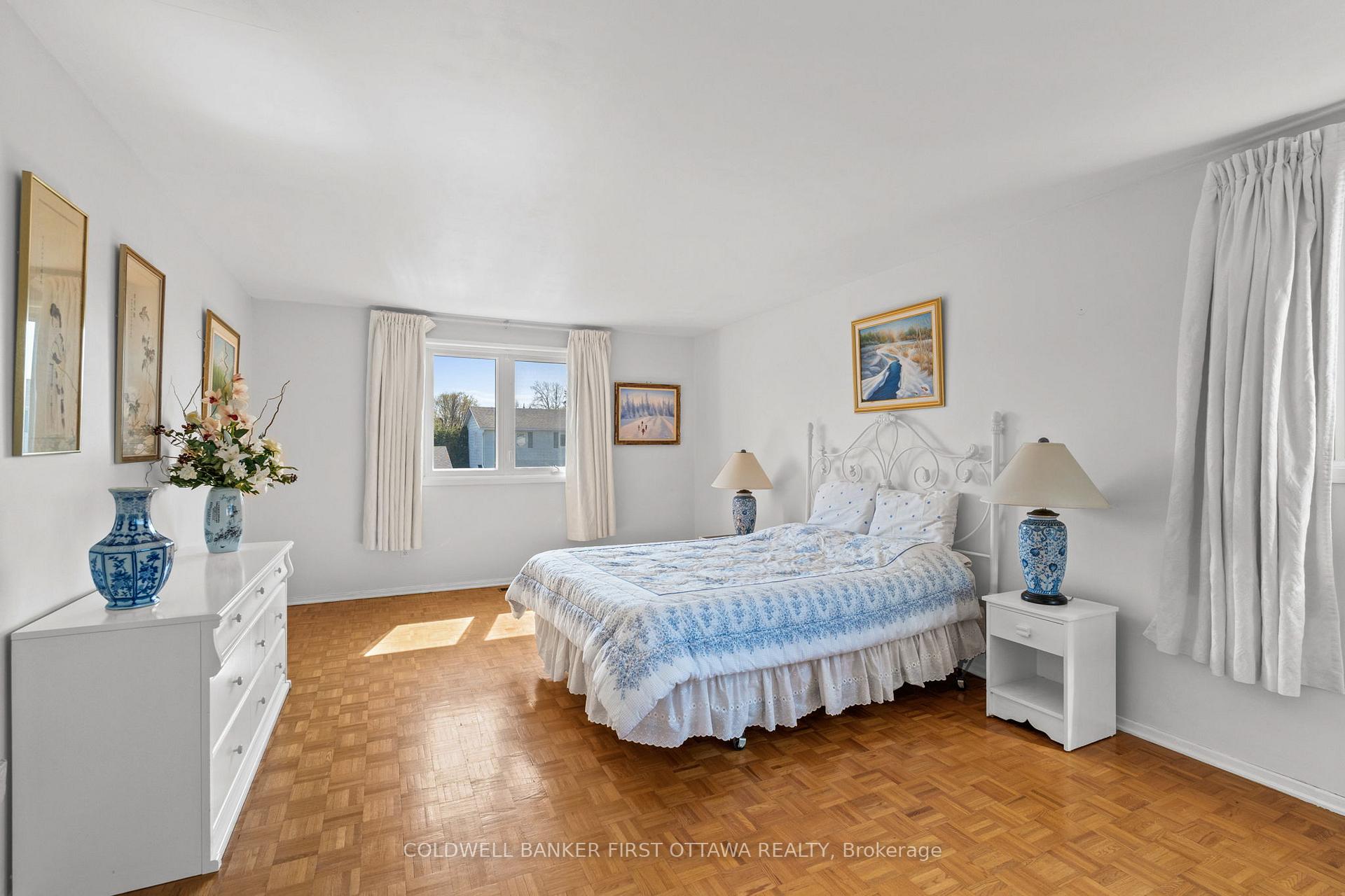 Photo 34 of 16 Denewood Crescent, Ottawa, Pineglen/Country Place — HOMEH
