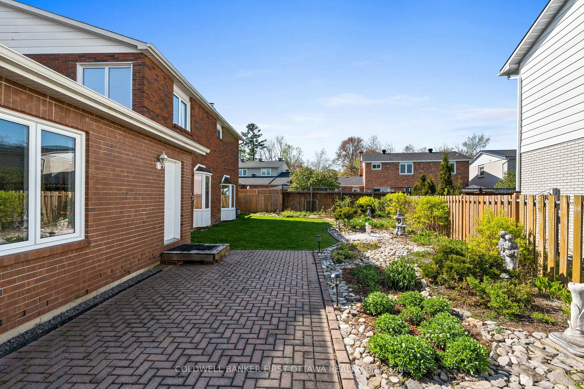 Photo 44 of 16 Denewood Crescent, Ottawa, Pineglen/Country Place — HOMEH