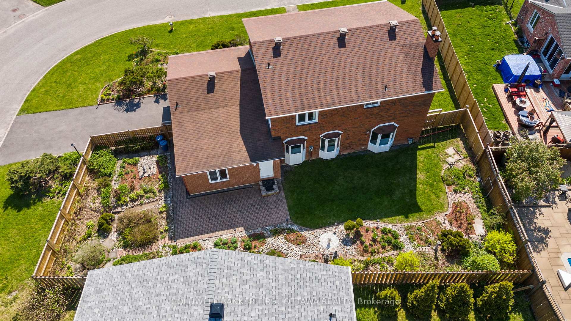 Photo 47 of 16 Denewood Crescent, Ottawa, Pineglen/Country Place — HOMEH
