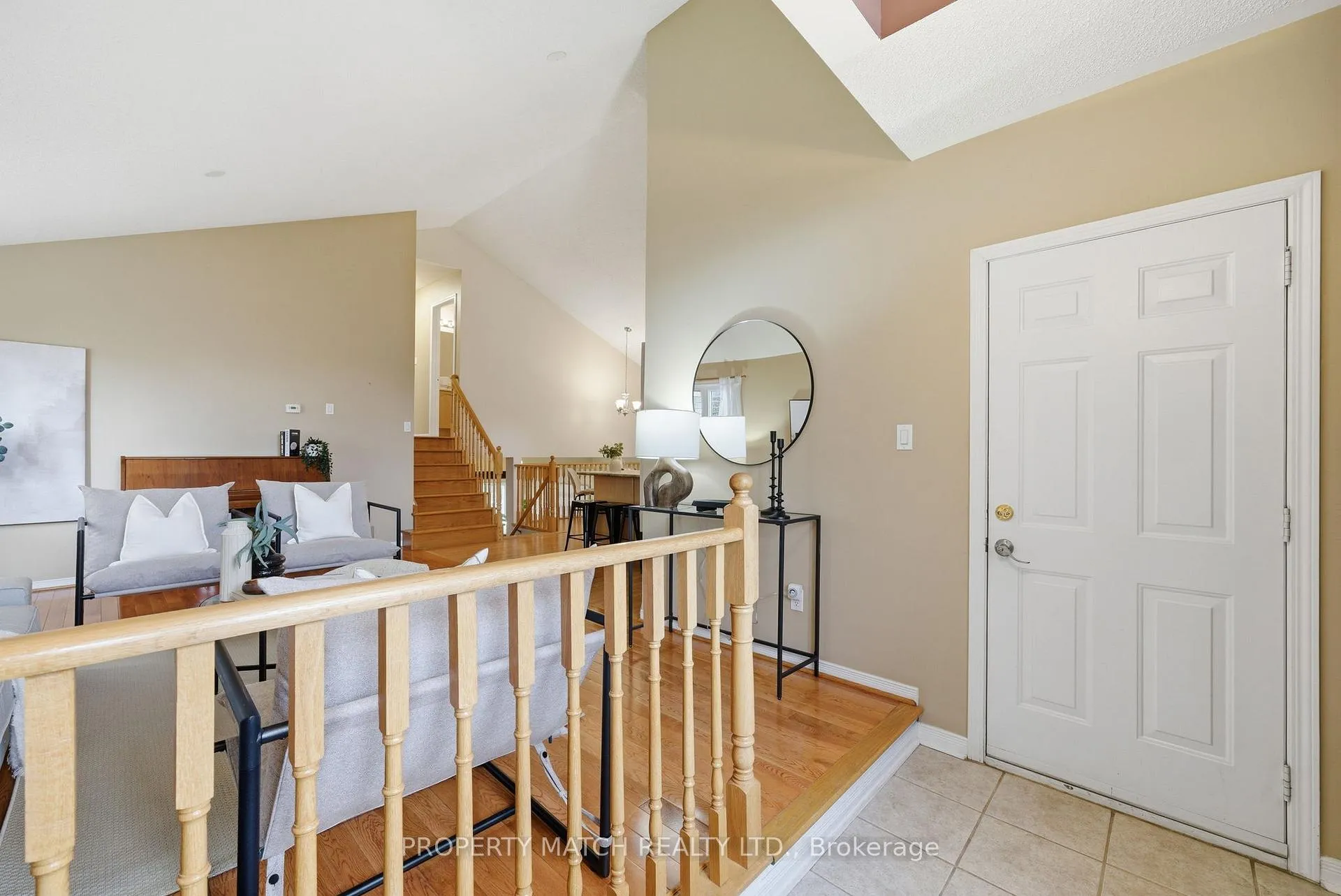 Photo 3 of 680 Ormond Drive, Oshawa, Samac — HOMEH