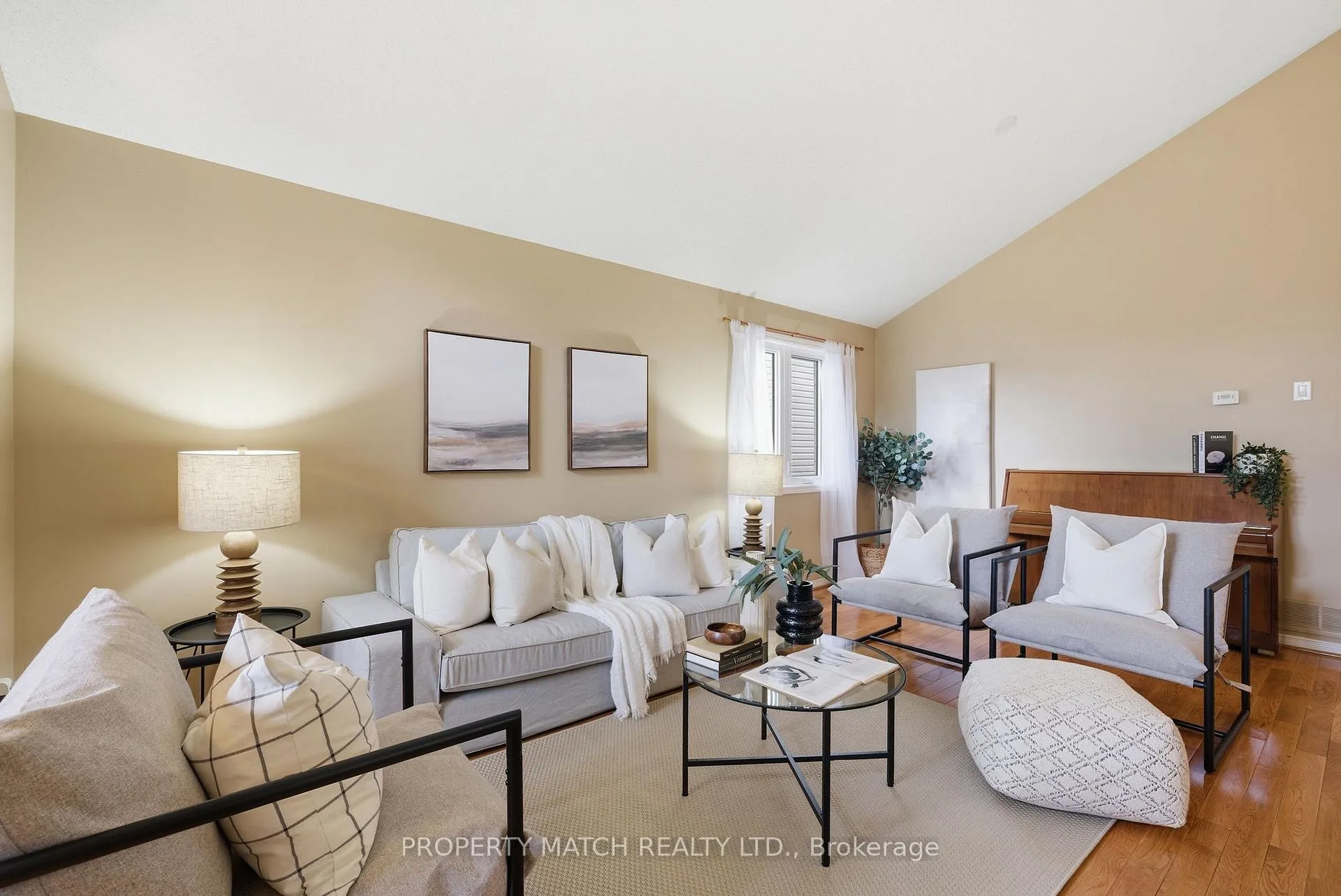 Photo 4 of 680 Ormond Drive, Oshawa, Samac — HOMEH