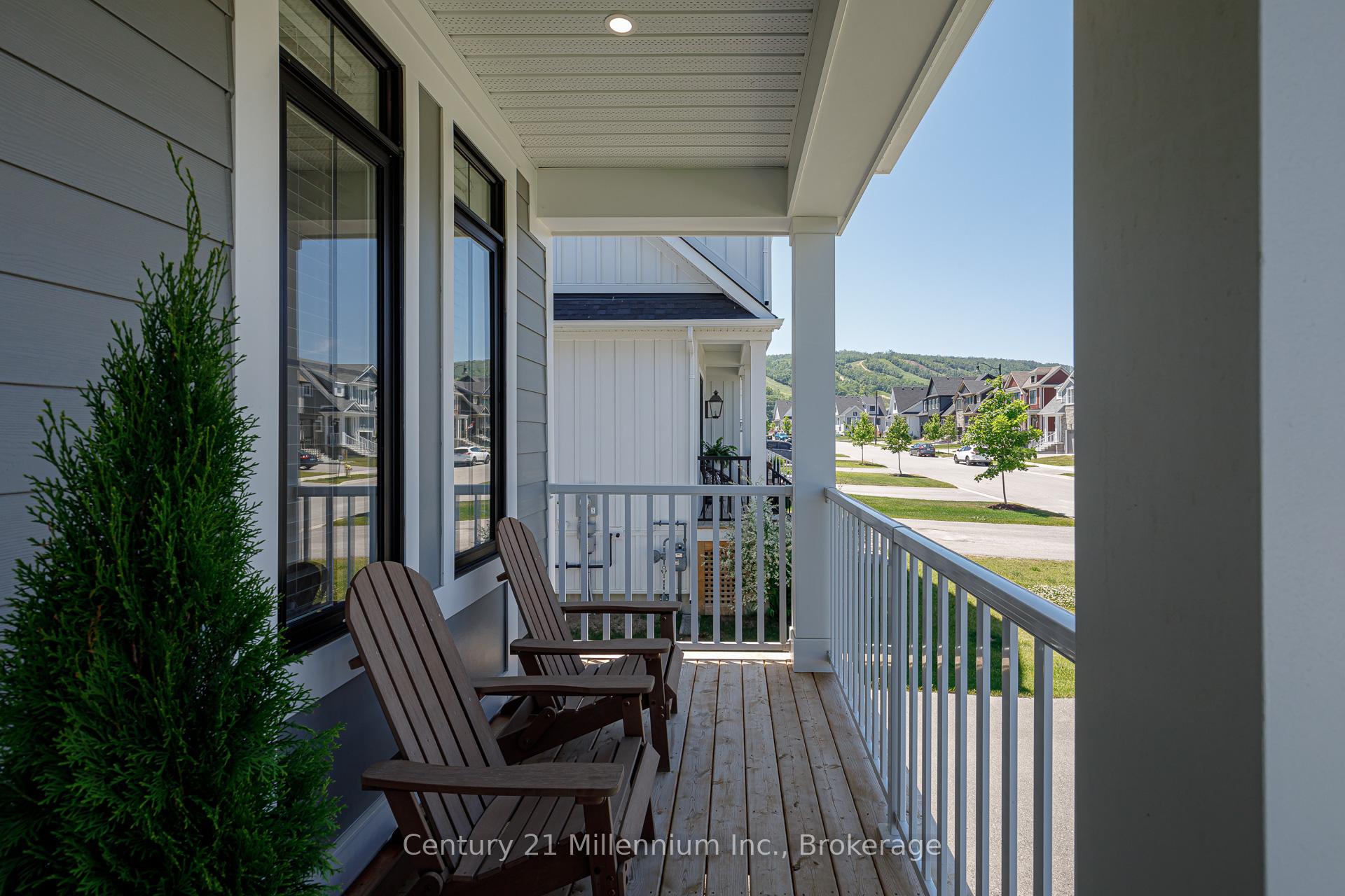 Photo 2 of 135 Sycamore Street, Blue Mountains — HOMEH