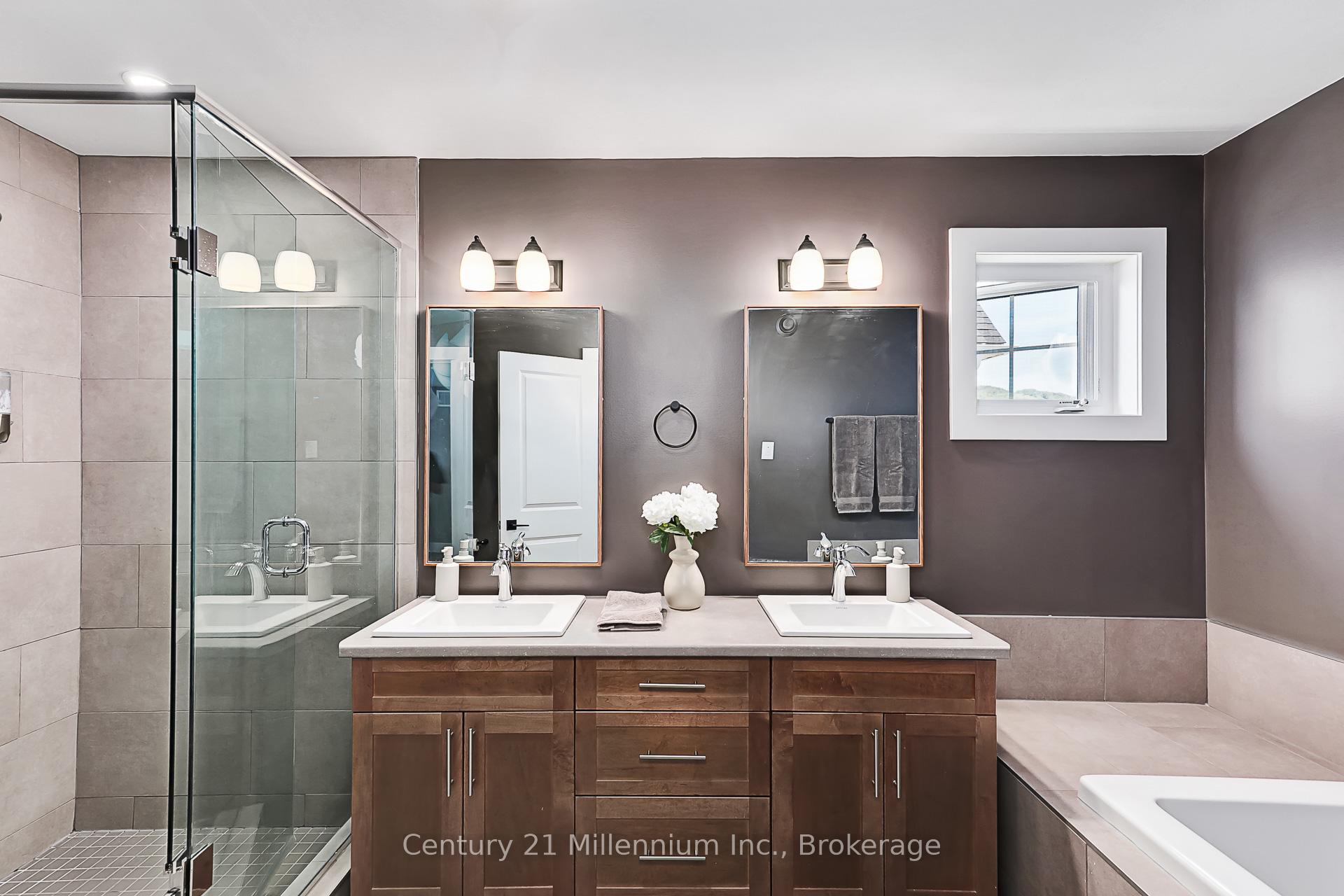 Photo 23 of 135 Sycamore Street, Blue Mountains — HOMEH